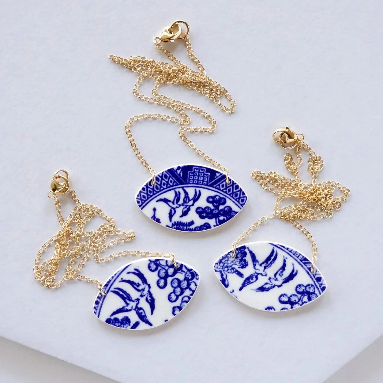 Is Your Fine China Worth Turning Into Jewelry? 3 Tips