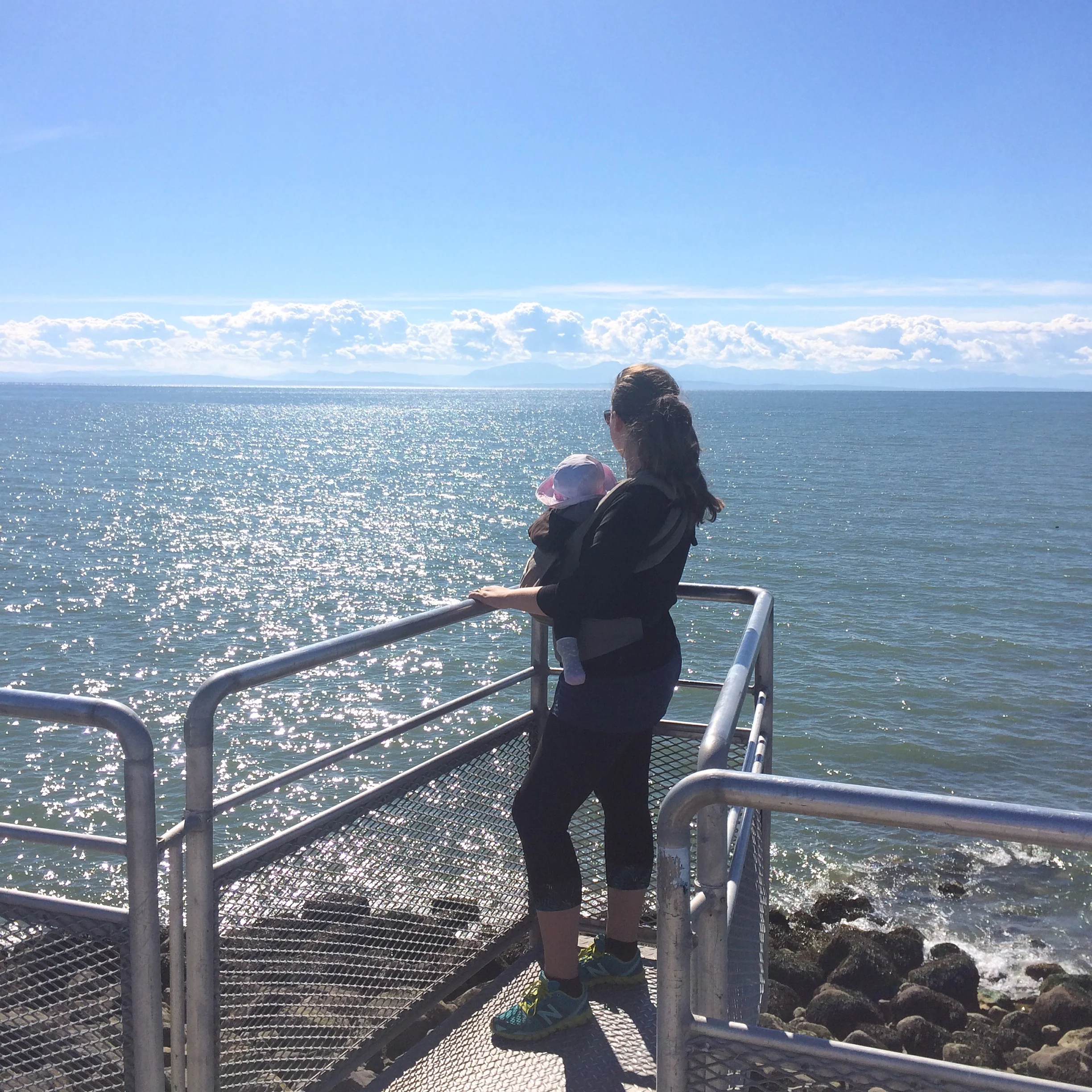 Babywearing Diaries: Benefits of wearing your babe