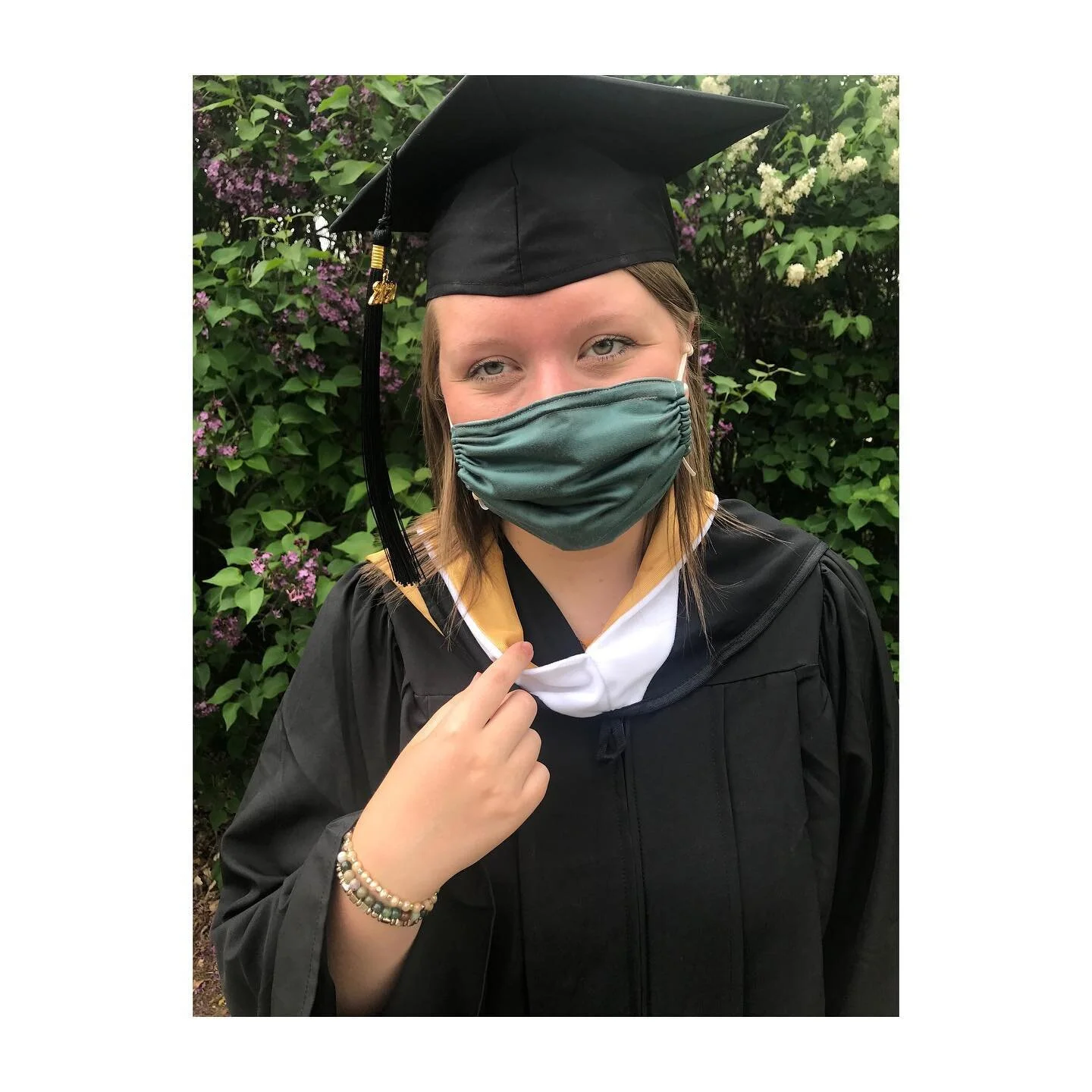 I&rsquo;m so happy to announce that I&rsquo;ve finished my undergrad career at Gustavus Adolphus College!! I&rsquo;m so happy I finished. I&rsquo;m so glad I have a BA in English Literature. And I&rsquo;m so happy I made the leap of faith to start an