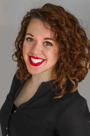 HannahHill-Headshot.jpg