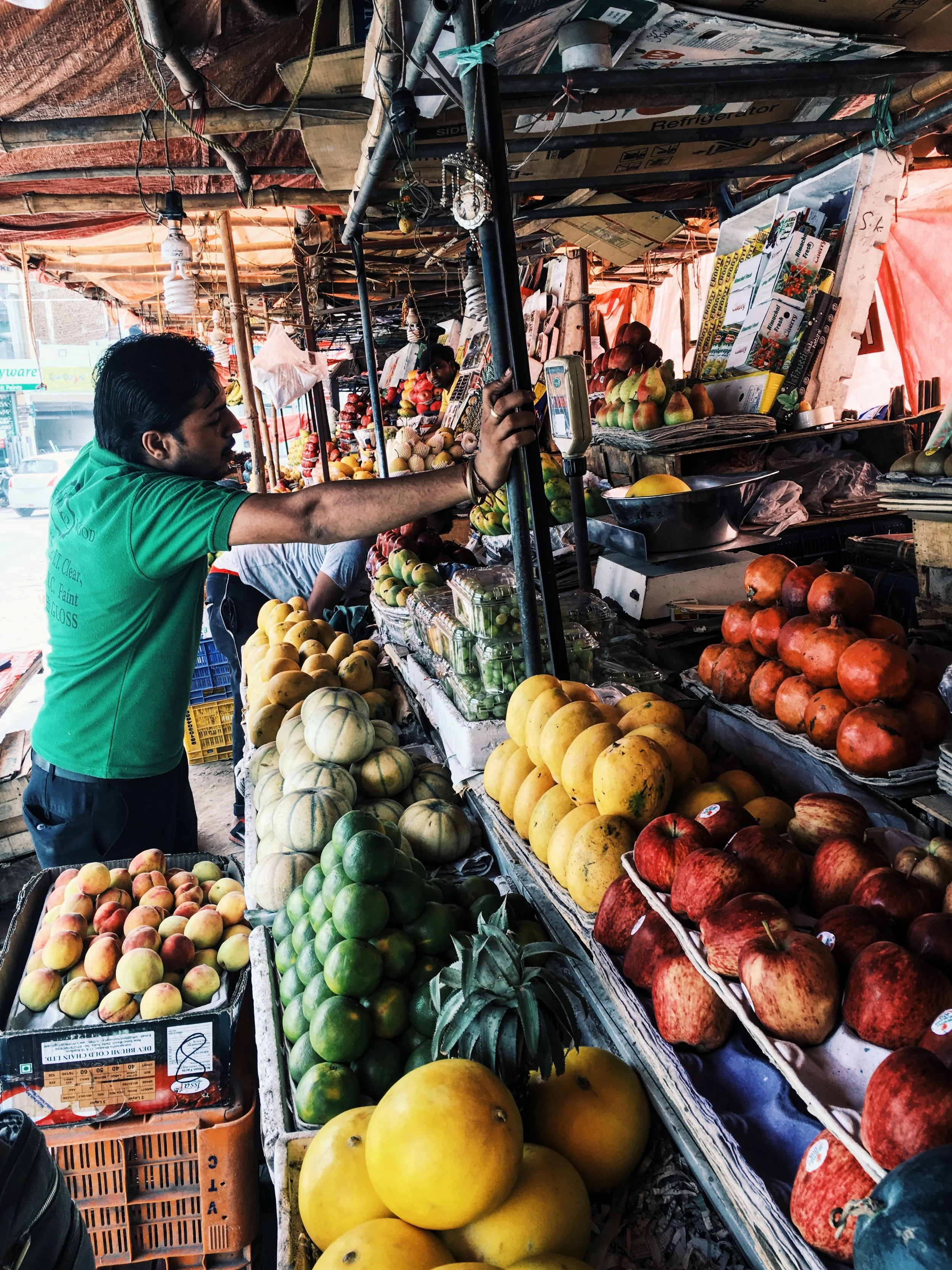 would you just look at the fruit stands outside our house! Delhi- Faridabad, where I'm staying- is divided into sectors, kinda like the hunger games haha! I live in sector 28, the sector known as the fruit market!! it lives up to its name, no doubt!