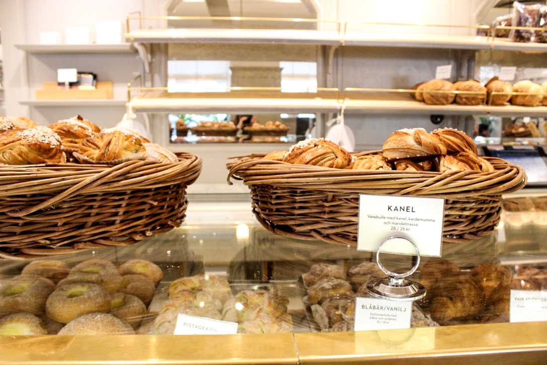 pastries at vetekatten