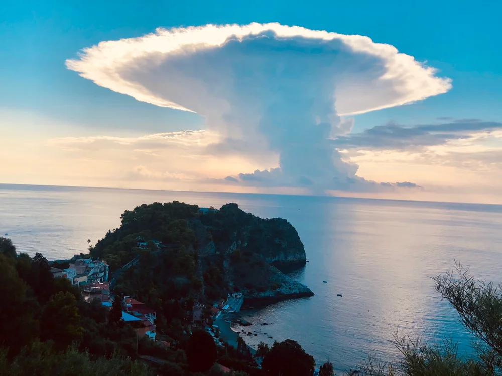 Interesting clouds / storm
