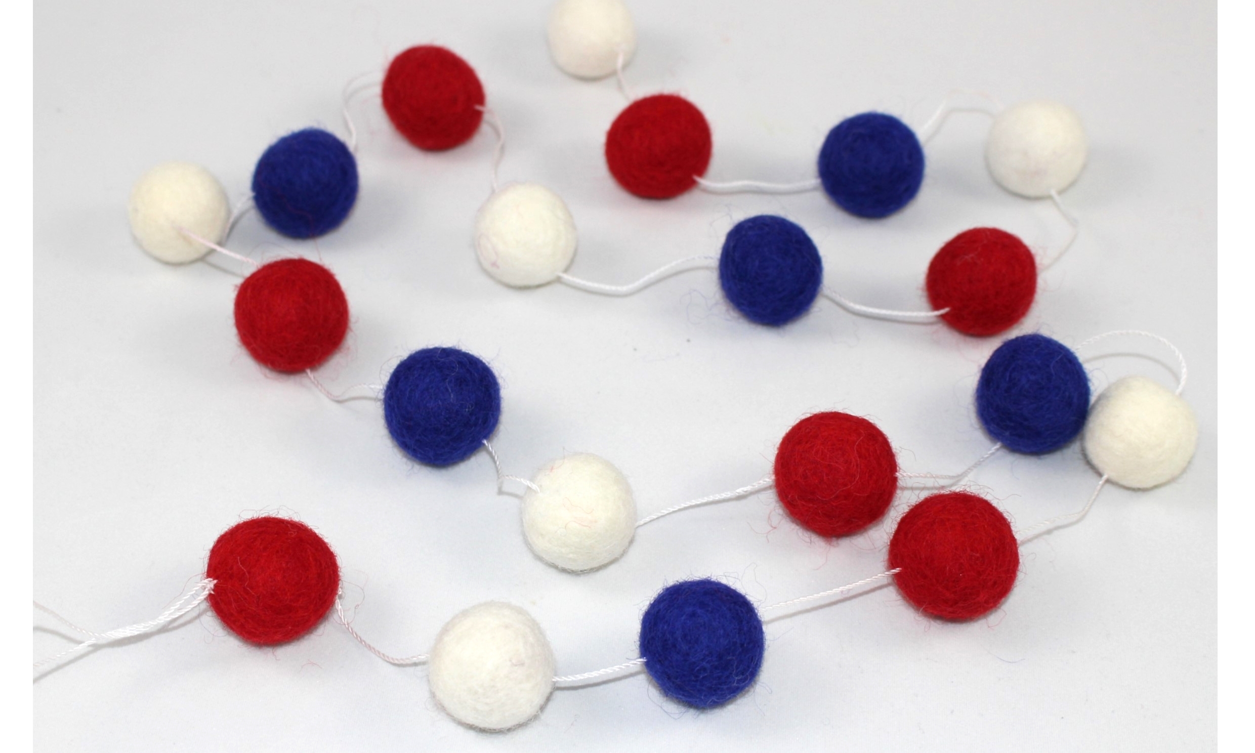 BallGarland15.1.jpg