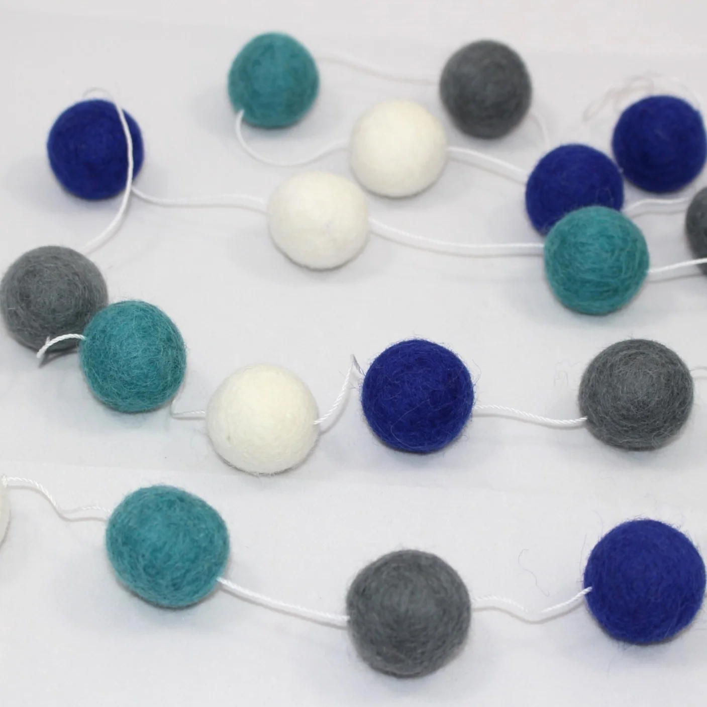 BallGarland2.1.jpg