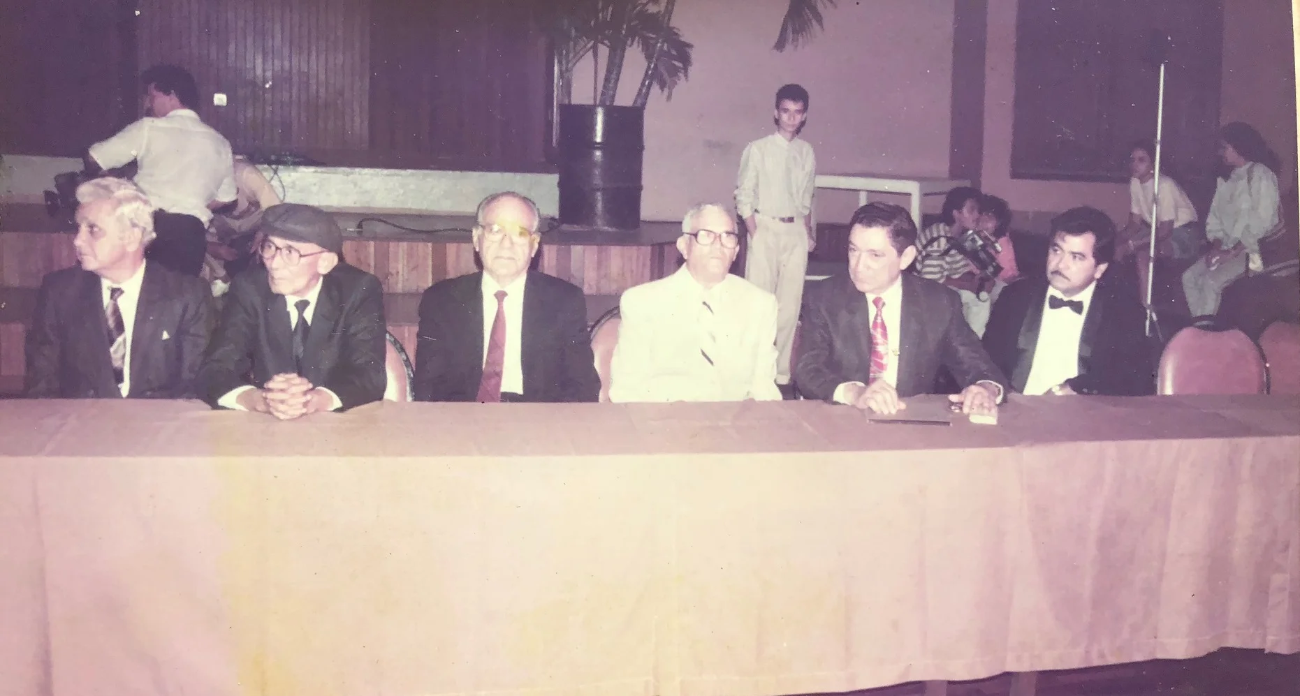 Leyendas de la música del Caribe colombiano. De izquierda a derecha: Rafael Mejía Romani, José Barros, Rafael Campo Miranda, Emiliano Zuleta Baquero, Rafael Escalona y Adolfo Echeverría. (Archivo RCV).