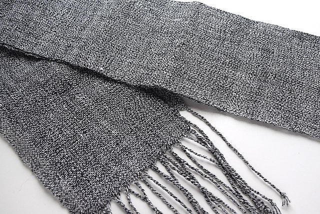 linen_scarf_3_medium2.JPG