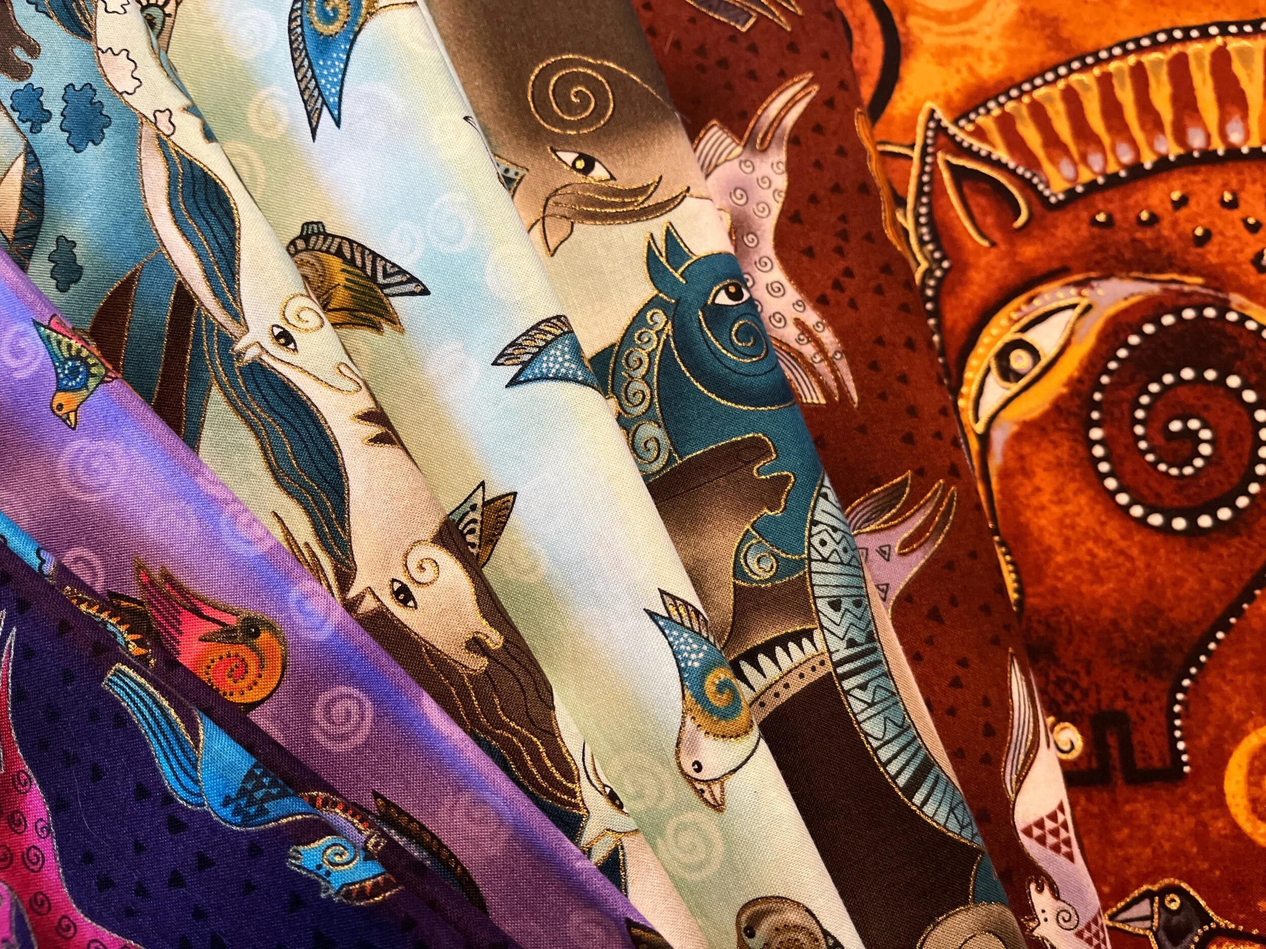 CLOTHWORKS Laurel Burch - Embracing Horses