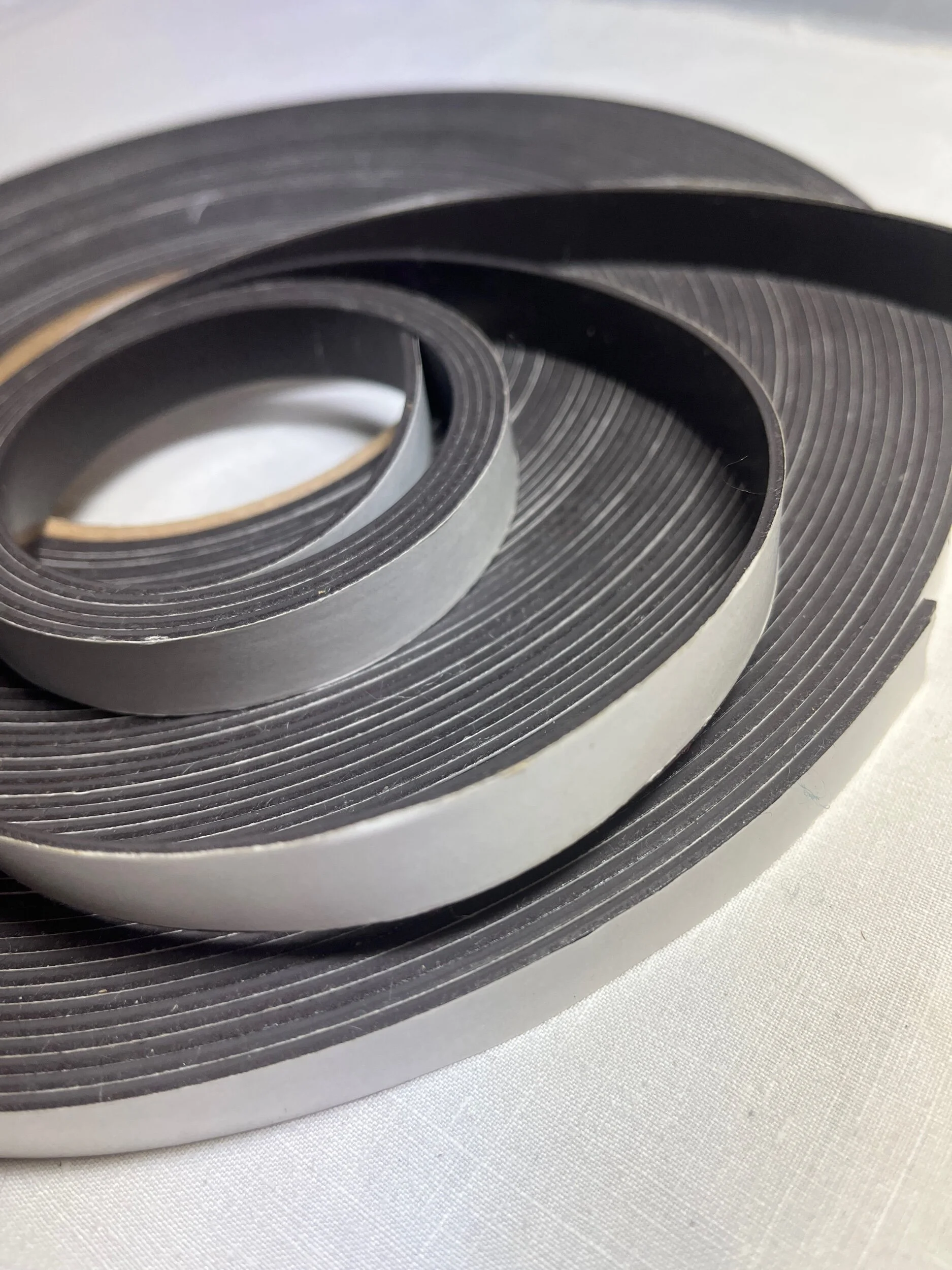 Magnetic Tape 1/2" x 5'