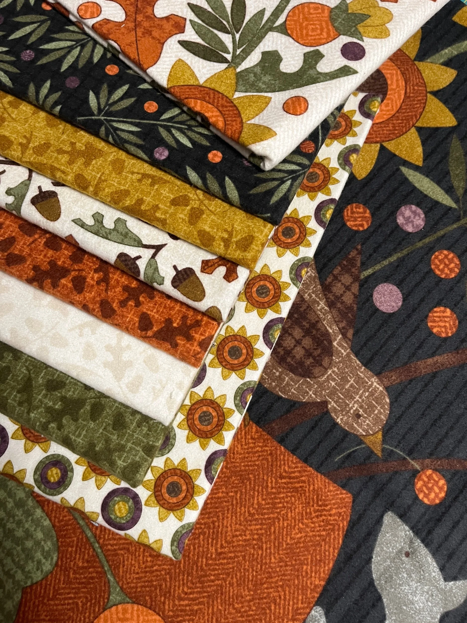 Maywood AUTUMN HARVEST Half Yard Bundle + Panel