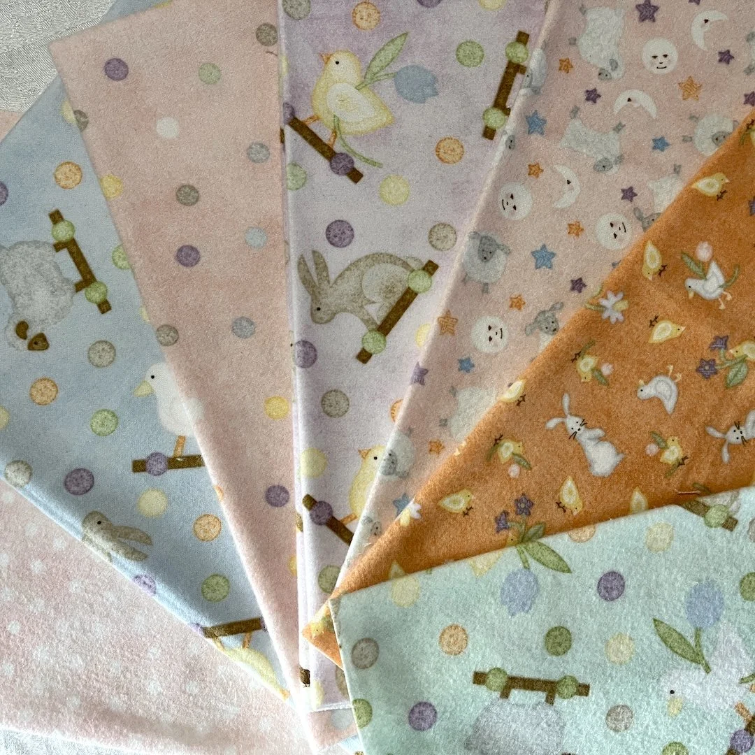 Maywood LITTLE CHICKS Flannel Fat Quarter Bundle