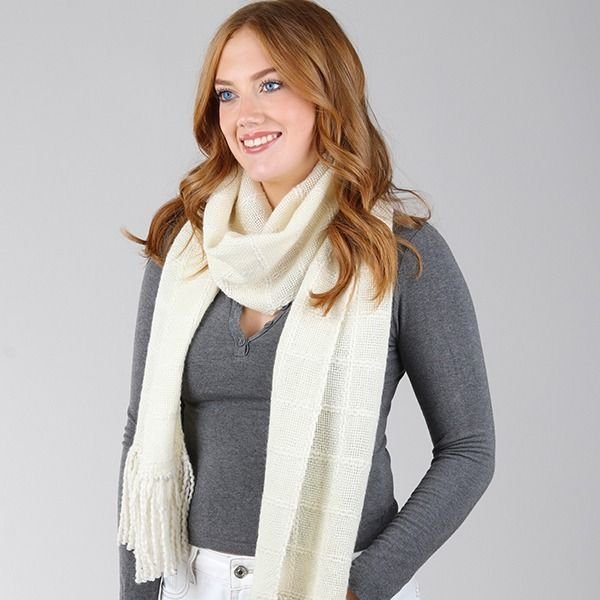 lattice-scarf-kit_model.jpg