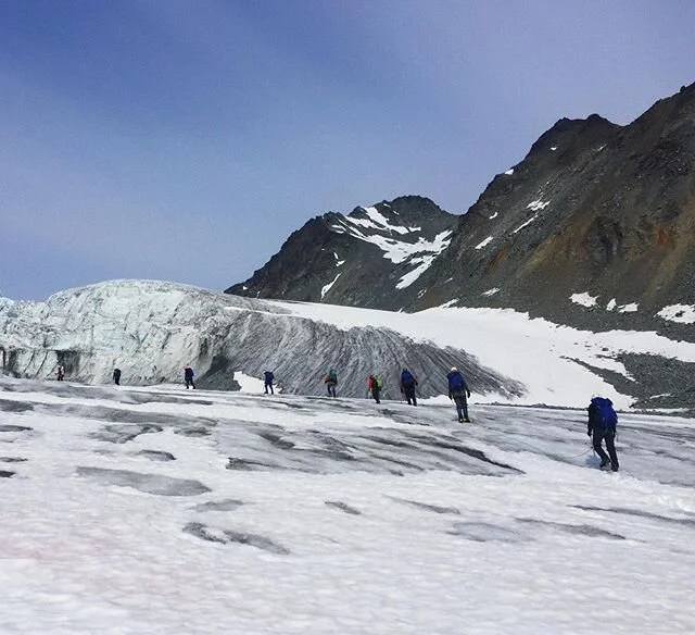 Less than 24 hours to submit your application to join us this summer 2020! 
Girls on Ice Alaska 📸: Klara Maisch
.
.
.
.
#inspiringgirls #optoutside #forceofnature #sheadventures #outdoorwomen #girlsinstem #gulkanaglacier