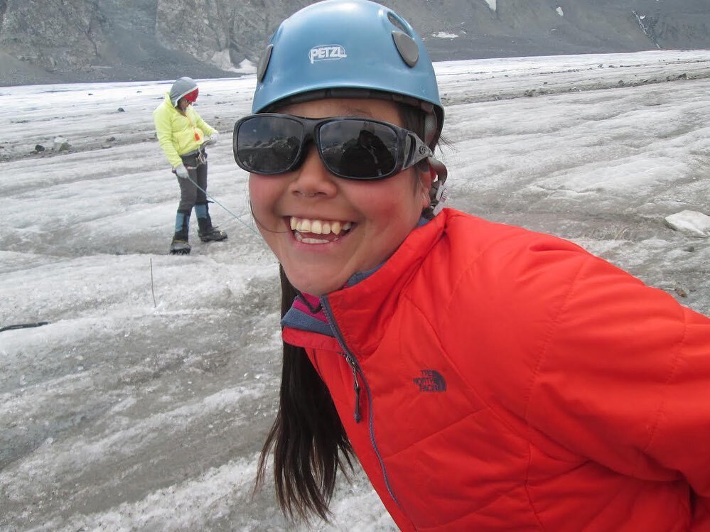 💕Hey alumni...3 more days to fill out the Inspiring Girls* Expeditions Alaska survey! This project has us feeling sentimental and combing through memories from our 2015 Girls* on Ice Alaska expedition. 🧊🏔️
*
*
*
*
All IG*E Alaska alumni of Univers