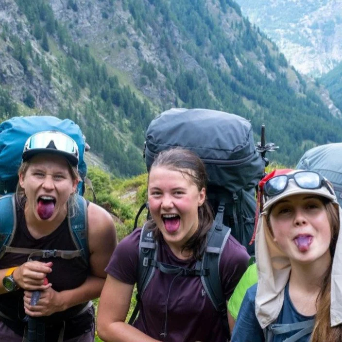 What is Girls* on Ice about? Today: Food 🍽

Let&rsquo;s talk about the food, good food is definitely important and we know that. This year we crossed a field of blueberries while reaching the base camp. Look like some of the group was late &hellip;.