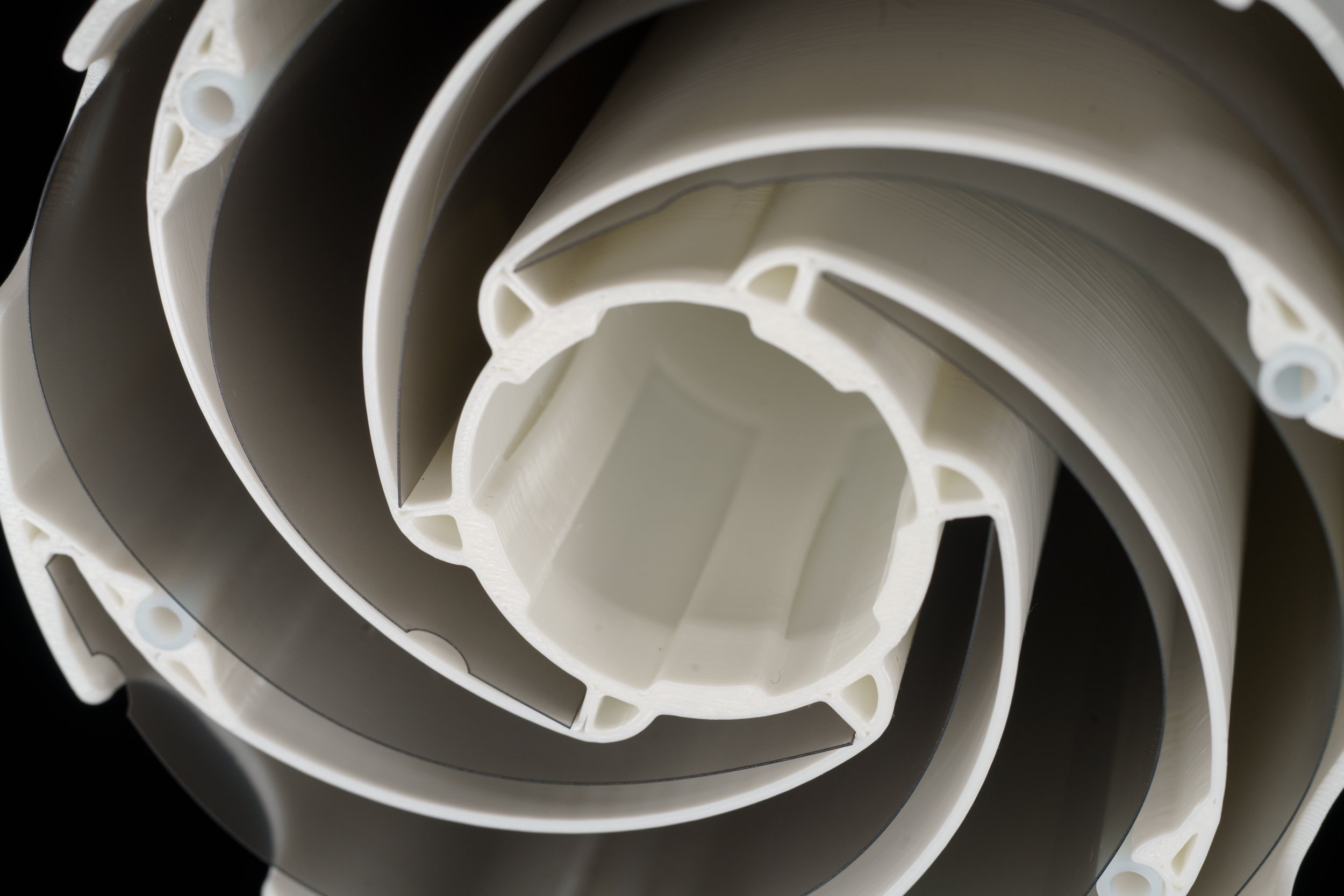 close up of the integrated spring to squeez the paterson column