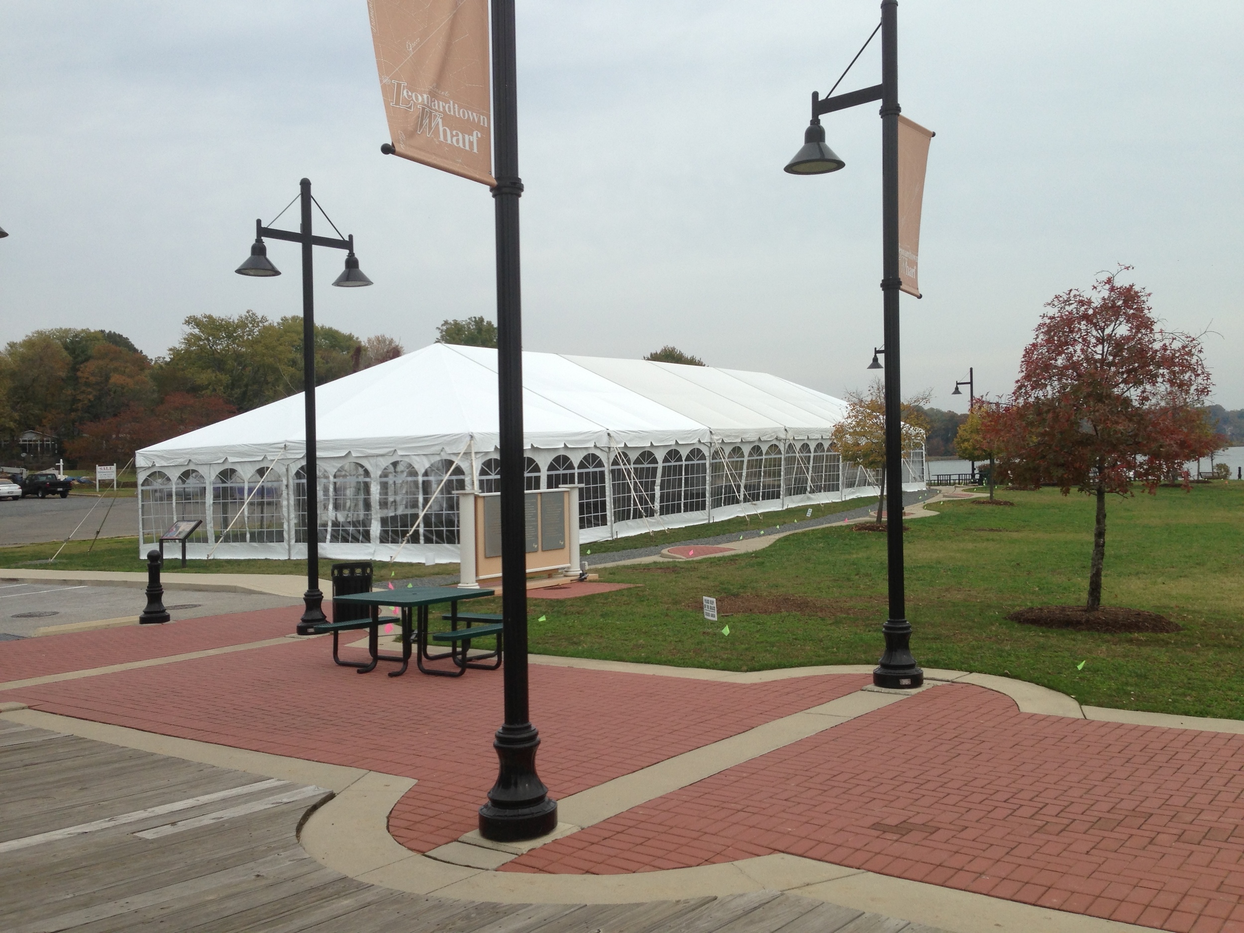 40' x 120' with side walls