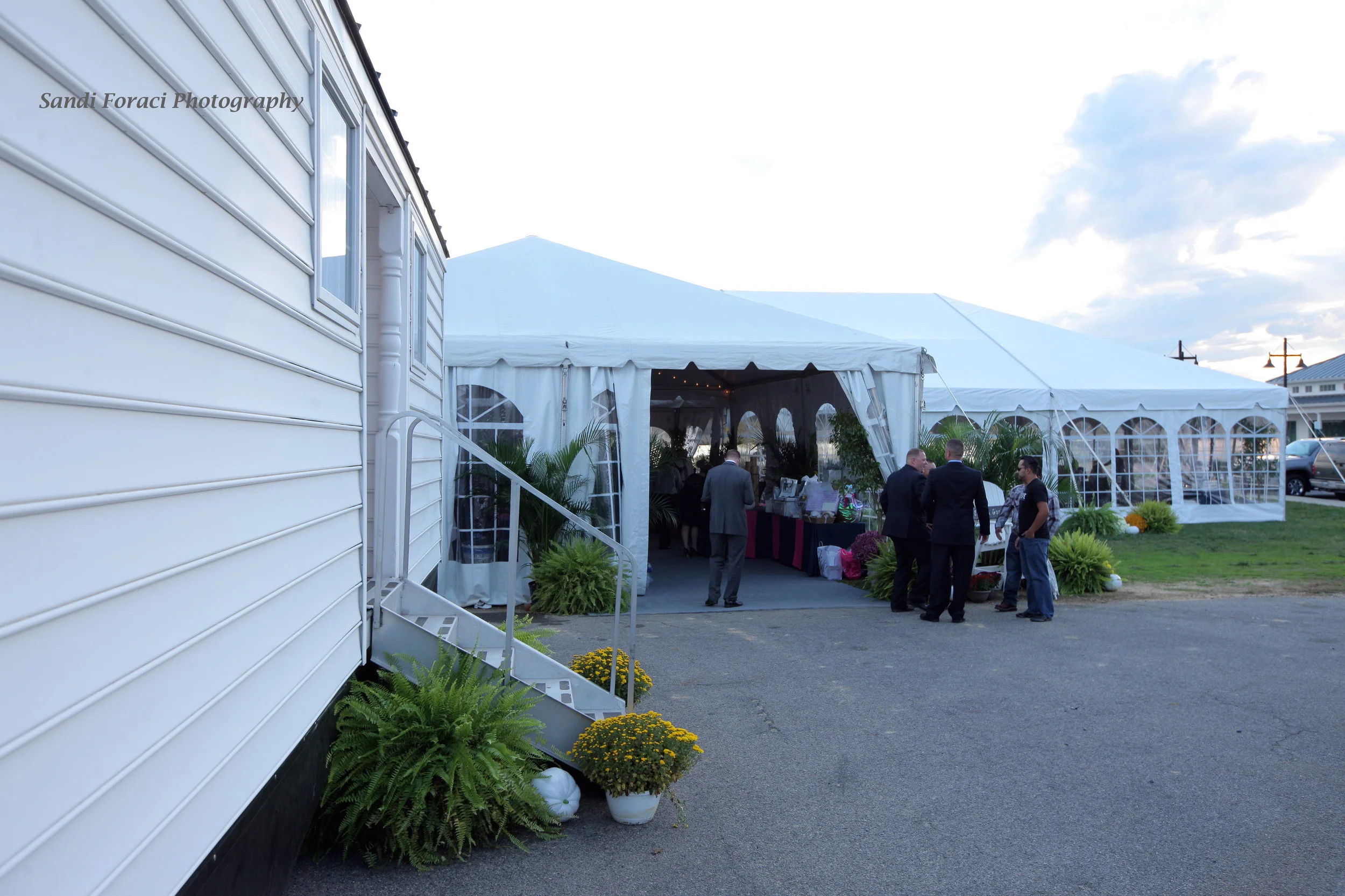Luxury restroom trailer - side view