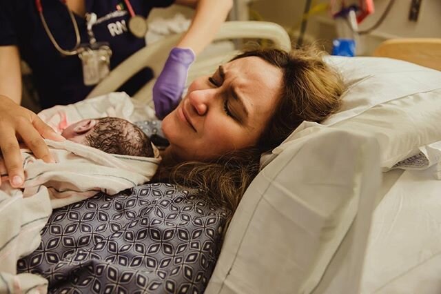 This is birth.⠀⠀⠀⠀⠀⠀⠀⠀⠀
⠀⠀⠀⠀⠀⠀⠀⠀⠀
Photo by the incredible @lightworkportraits⠀⠀⠀⠀⠀⠀⠀⠀⠀
⠀⠀⠀⠀⠀⠀⠀⠀⠀
#push #hospitalbirth #coach #laboranddelivery #laboranddeliverynurse #breath #bestgift #babygirl #lifestyle #lifestylephotography#birth#labor#delivery#pr