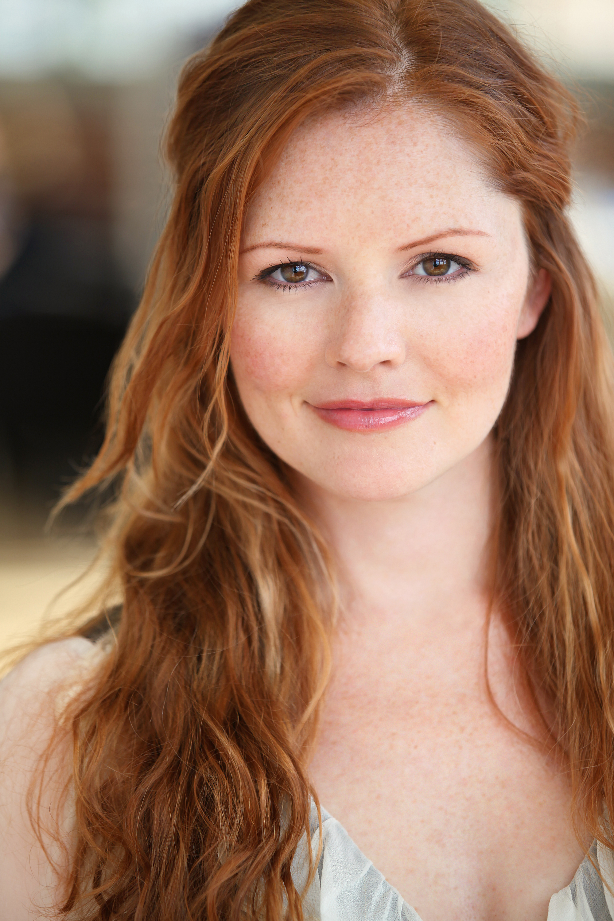 Best headshot photographer for actors with red hair