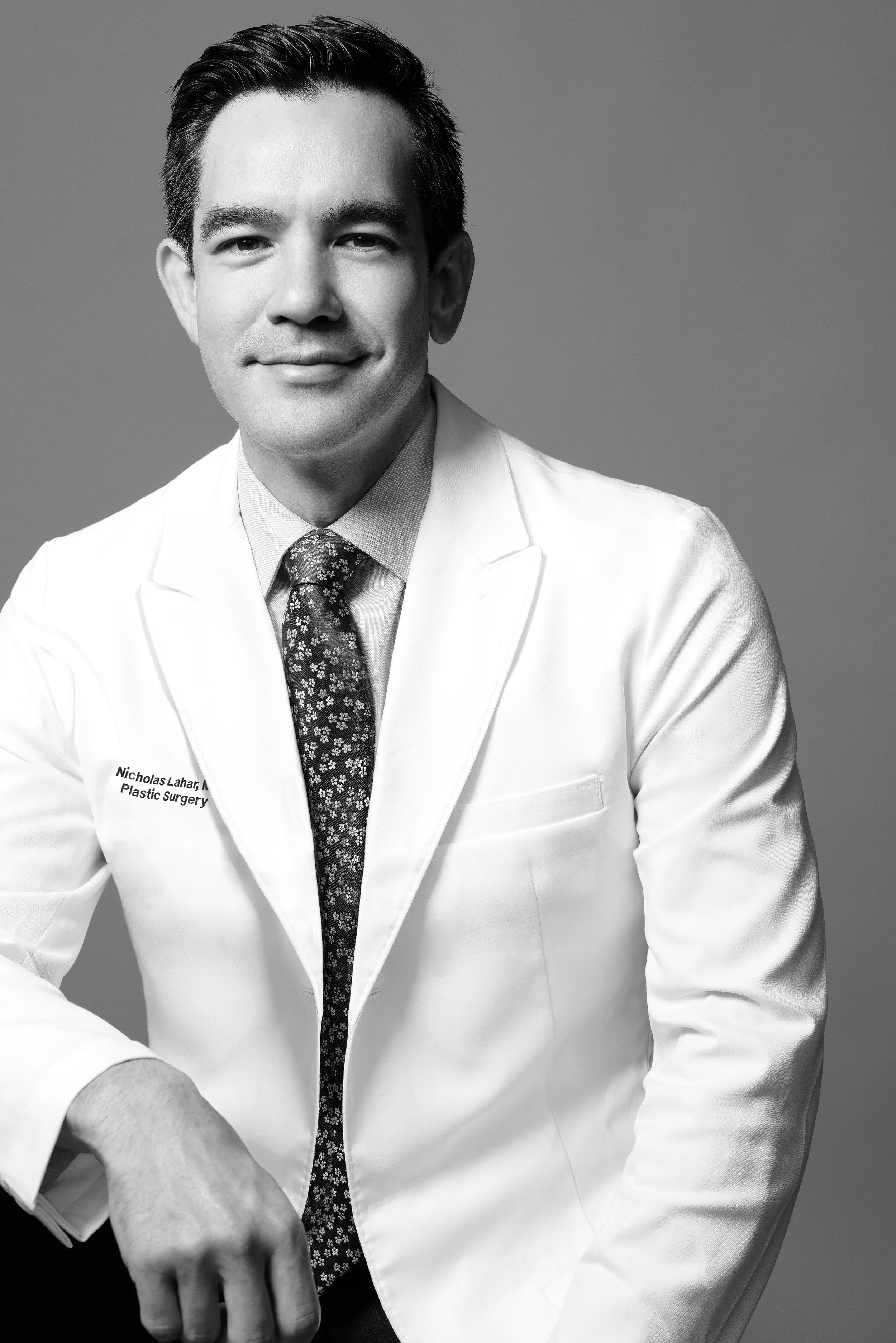 Headshot for a cosmetic surgeon by top Los Angeles corporate photographer Kendo Brown, specializing in brand-building headshots for professionals, realtor headshots, corporate headshots, team headshots and branding for executives in Los Angeles 90210