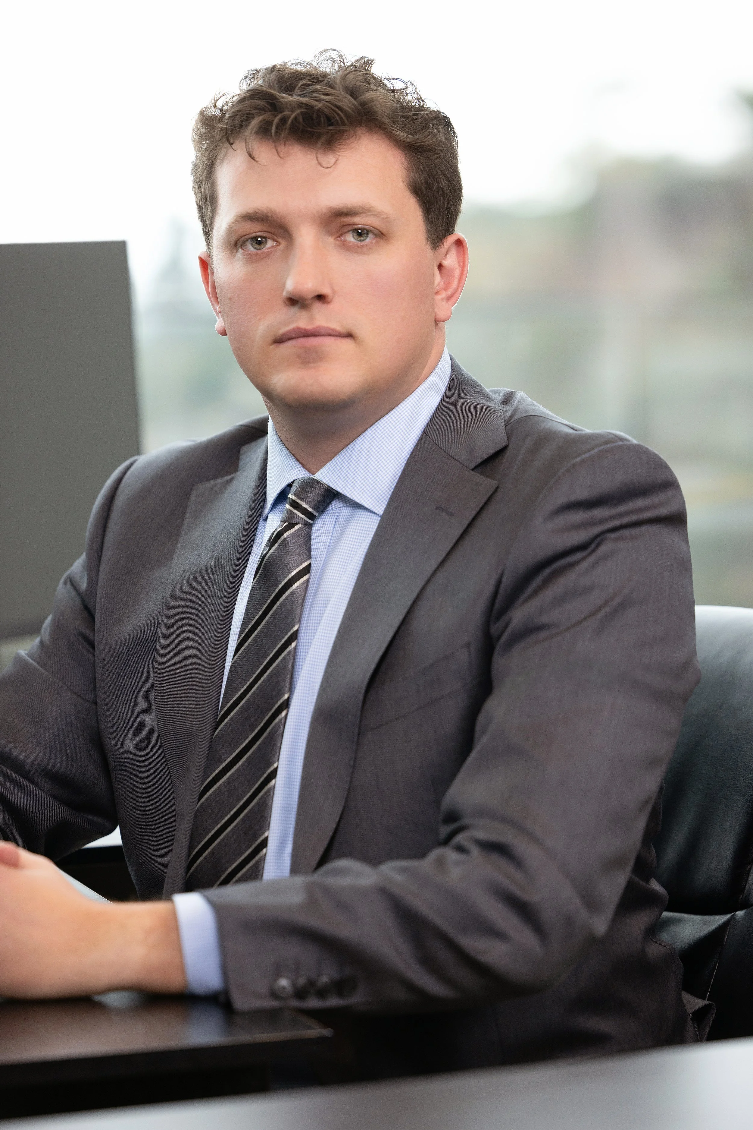 Corporate headshots by top Los Angeles photographer Kendo Brown, specializing in brand-building headshots for professionals, realtor headshots, corporate headshots, headshots for lawyers, doctor headshots, team headshots and branding for executives i