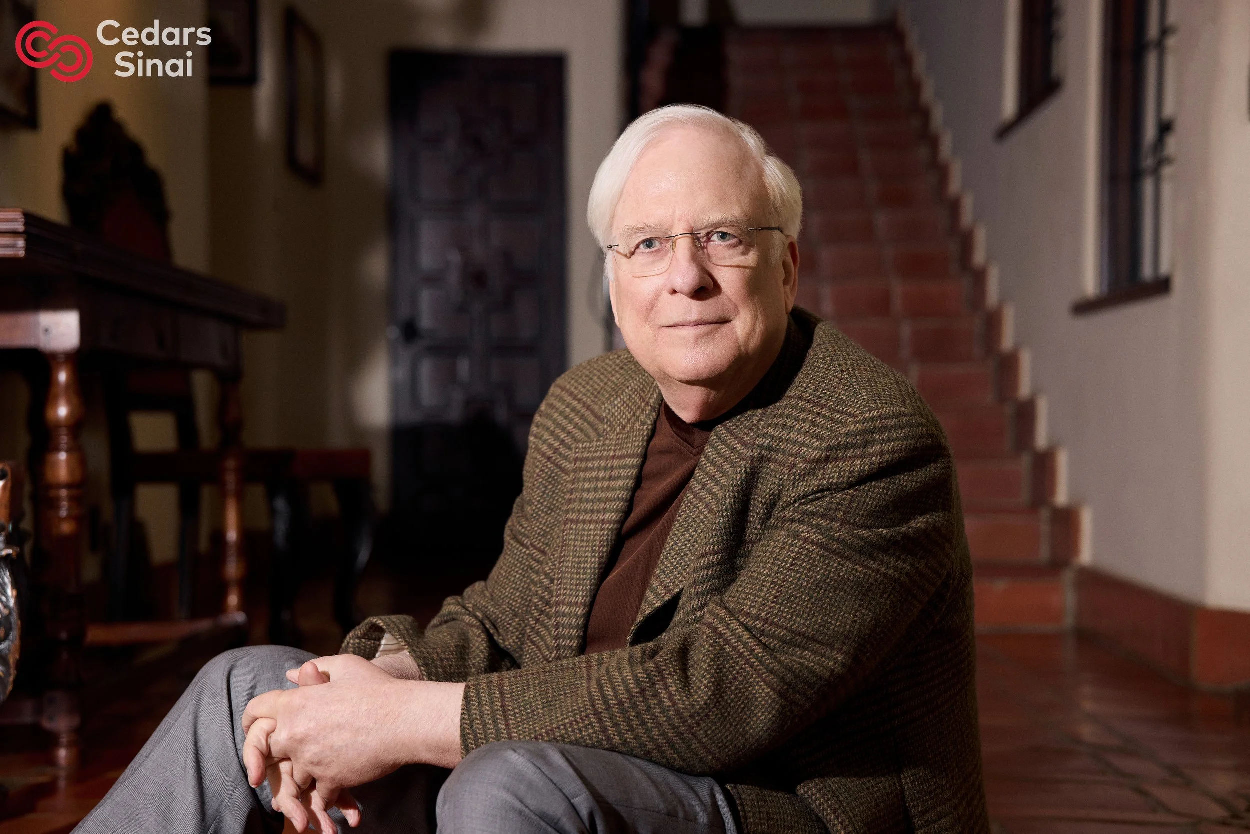 Portrait of a physician for Cedars Sinai by top Los Angeles photographer Kendo Brown. Los Angeles headshot photographer specializing in brand-building photography, headshots for professionals, realtor headshots, corporate headshots, doctor headshots,