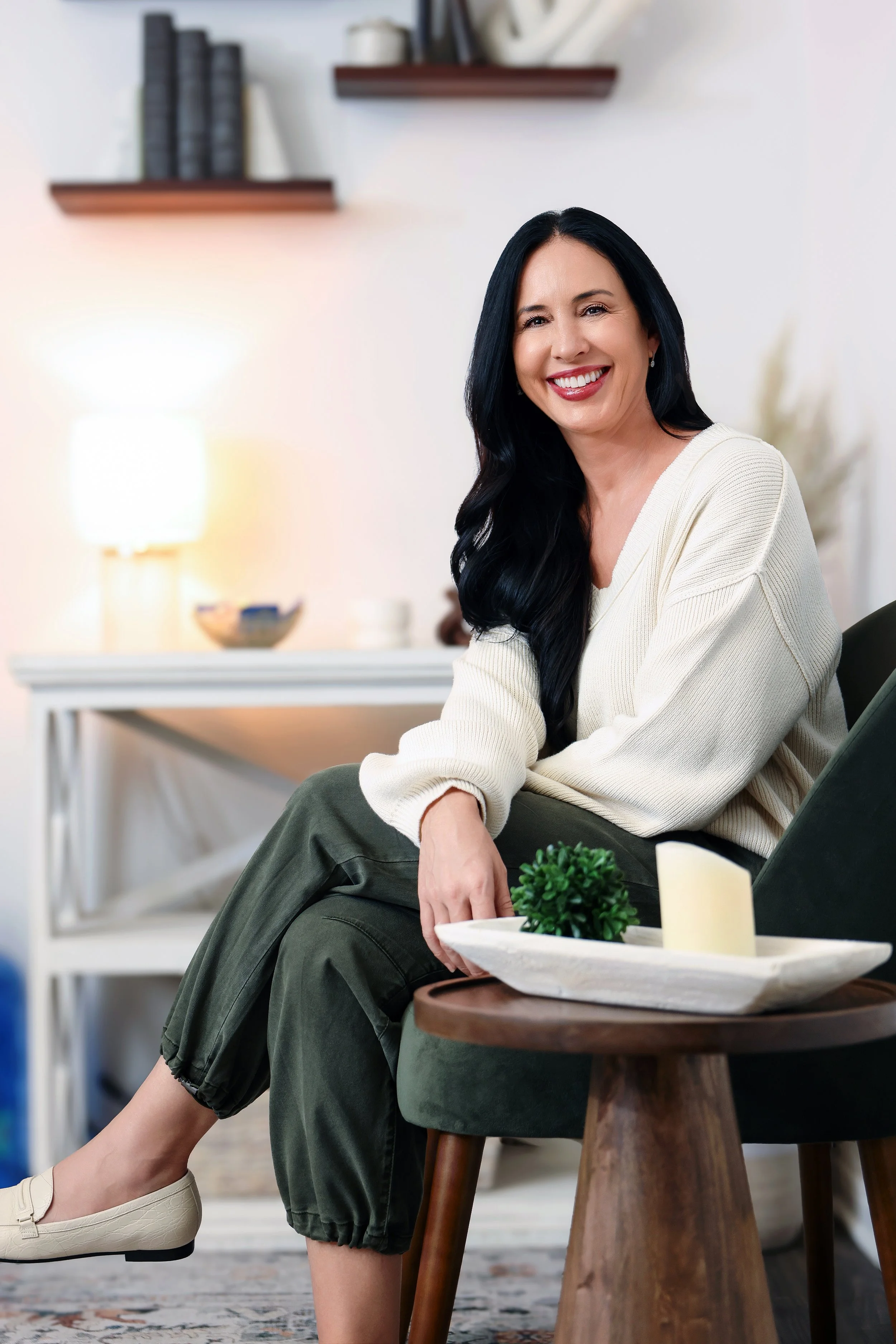 Portrait of a therapist by top Los Angeles photographer Kendo Brown. Los Angeles headshot photographer specializing in brand-building photography, headshots for professionals, realtor headshots, corporate headshots, doctor headshots, team headshots a