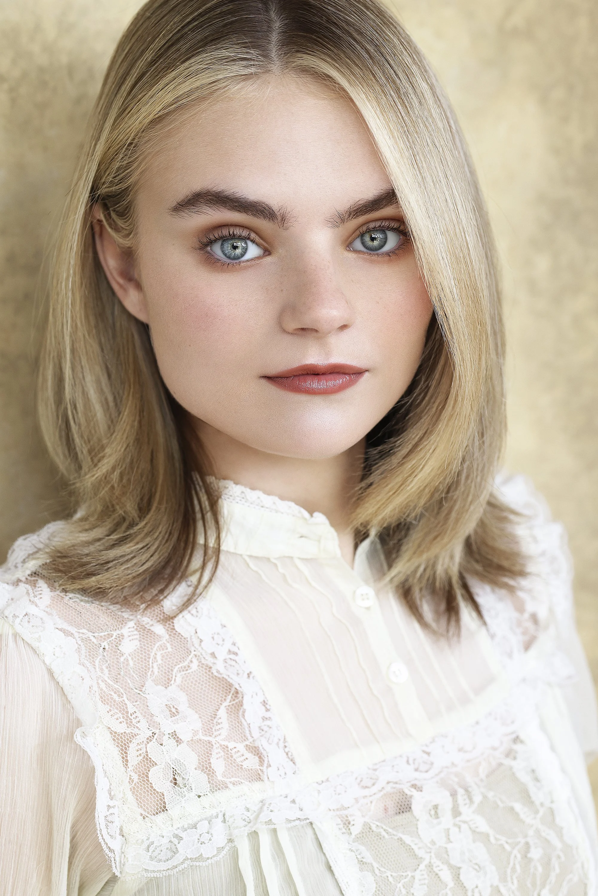 Actress headshot by Kenneth Dolin Photography in Los Angeles specializes in acting headshots, modeling portfolio photography, celebrity headshots, and actor portraits for the top talent agencies, best modeling agencies and top talent managers in Los 