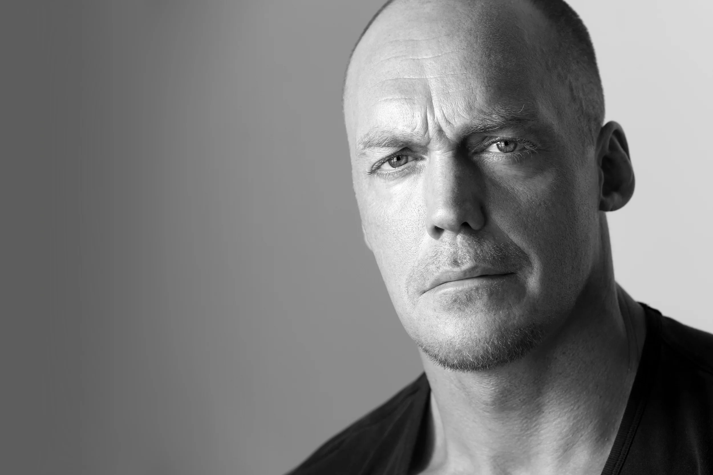 Best acting headshots in Los Angeles, Kenneth Dolin Photography specializes in theatrical headshots for the top talent agencies in Los Angeles and the best acting teachers in Los Angeles. Voted top L.A. headshot photographer.