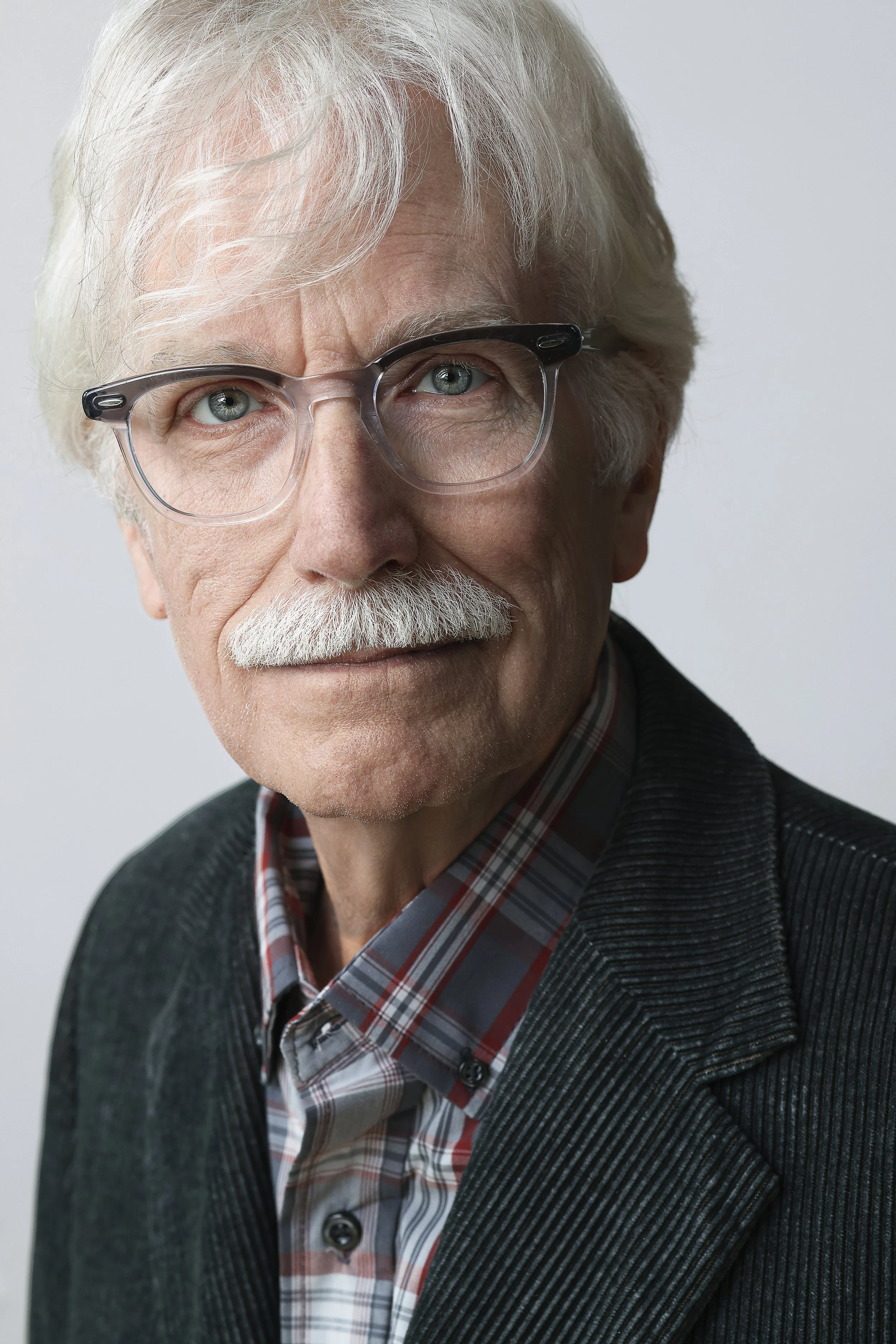 Best acting headshots in Los Angeles by Kenneth Dolin Photography, specializing in theatrical headshots for the top talent agencies in Los Angeles, headshots on referral for  best acting teachers in Los Angeles, model portfolios, beauty photography a