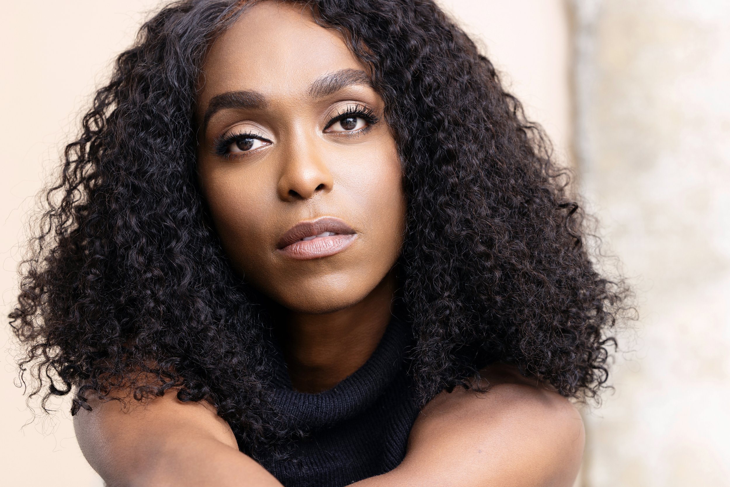 Stunning headshot by top Los Angeles headshot photographer Kenneth Dolin. Actor headshots. Agency recommended photographer. Headshots in Los Angeles. 