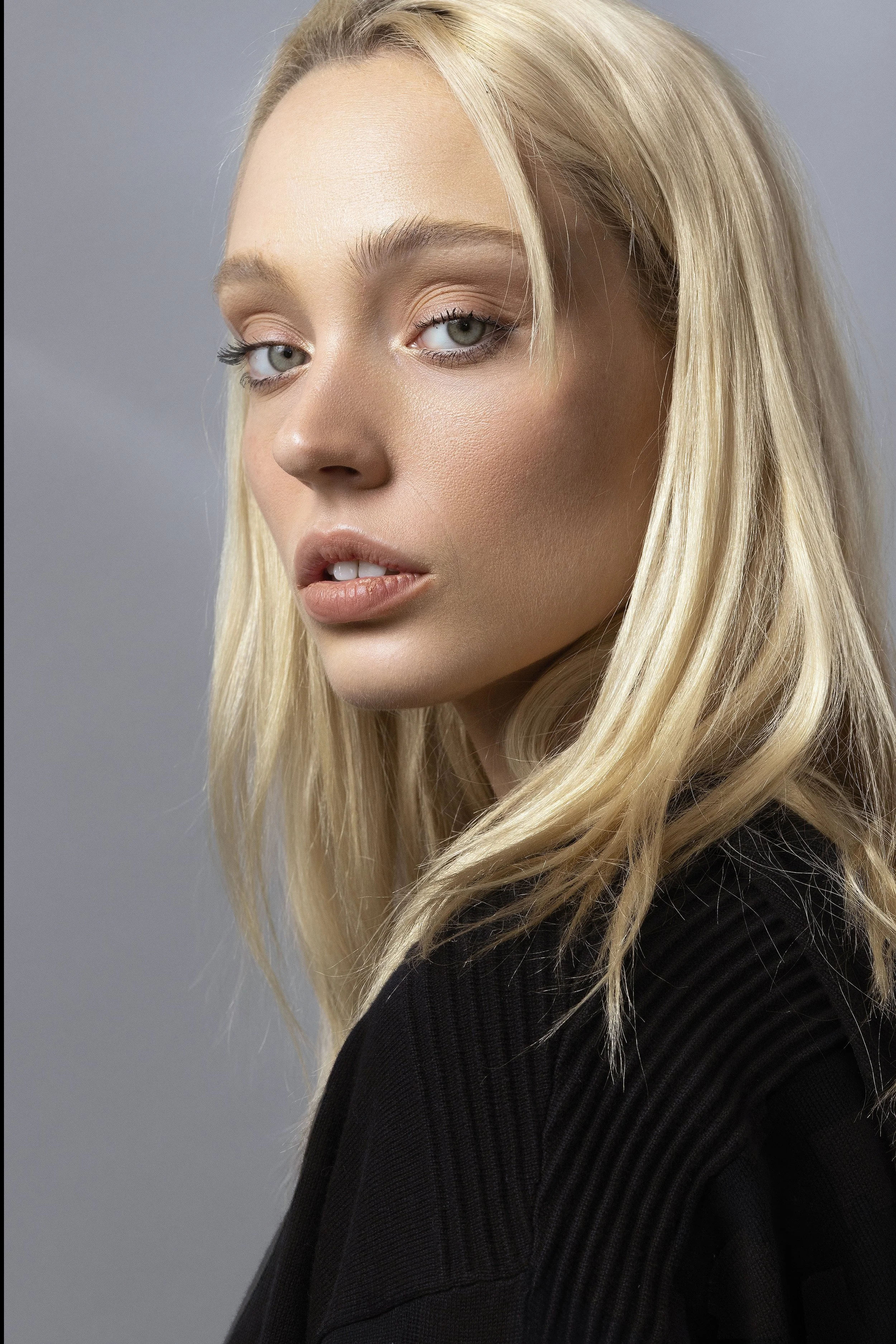 Best acting headshots in Los Angeles by Kenneth Dolin Photography, specializing in theatrical headshots for the top talent agencies in Los Angeles, headshots on referral for  best acting teachers in Los Angeles, model portfolios, beauty photography a