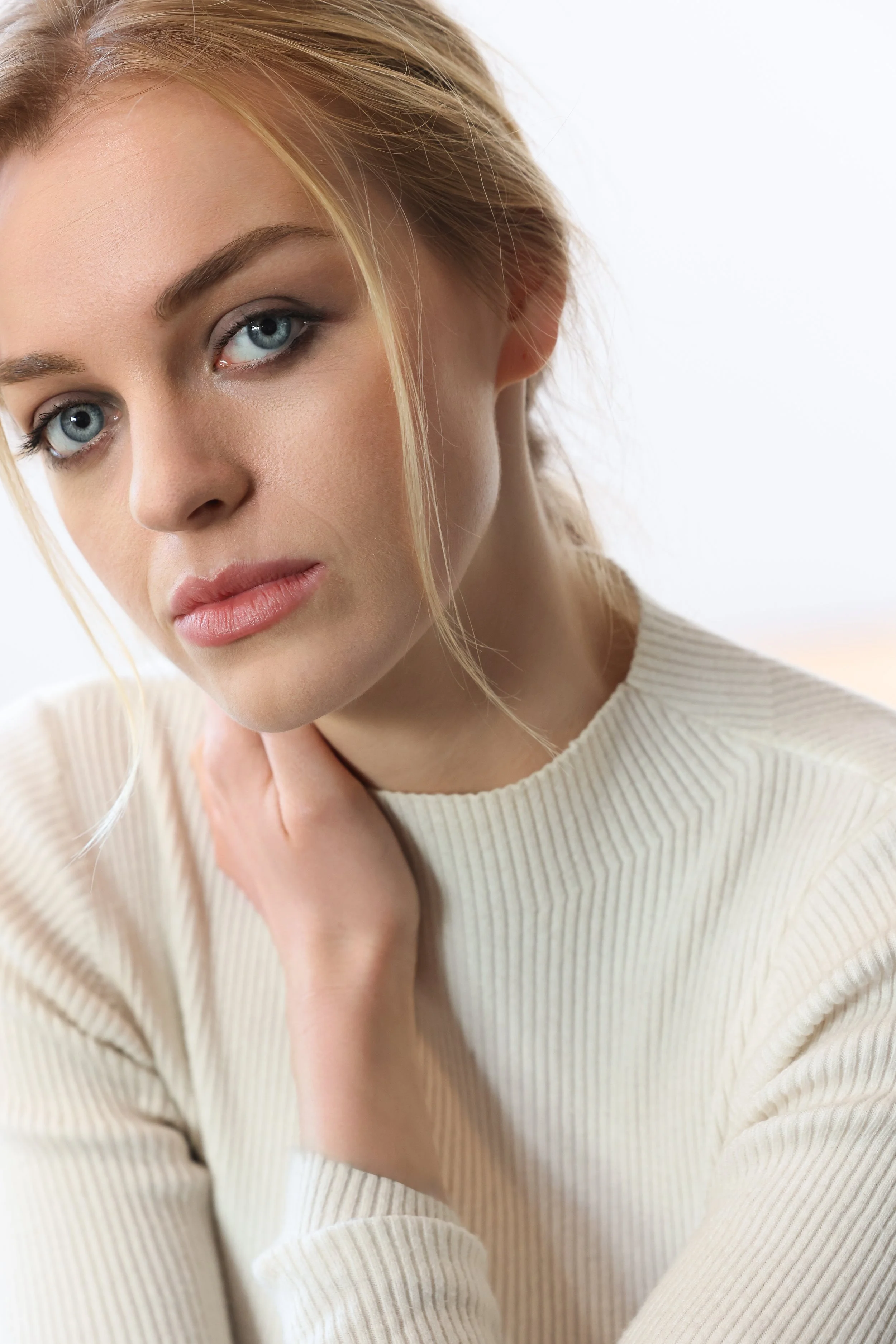 Best acting headshots in Los Angeles, Kenneth Dolin Photography specializes in theatrical headshots for the top talent agencies in Los Angeles and the best acting teachers in Los Angeles. Voted top L.A. headshot photographer.