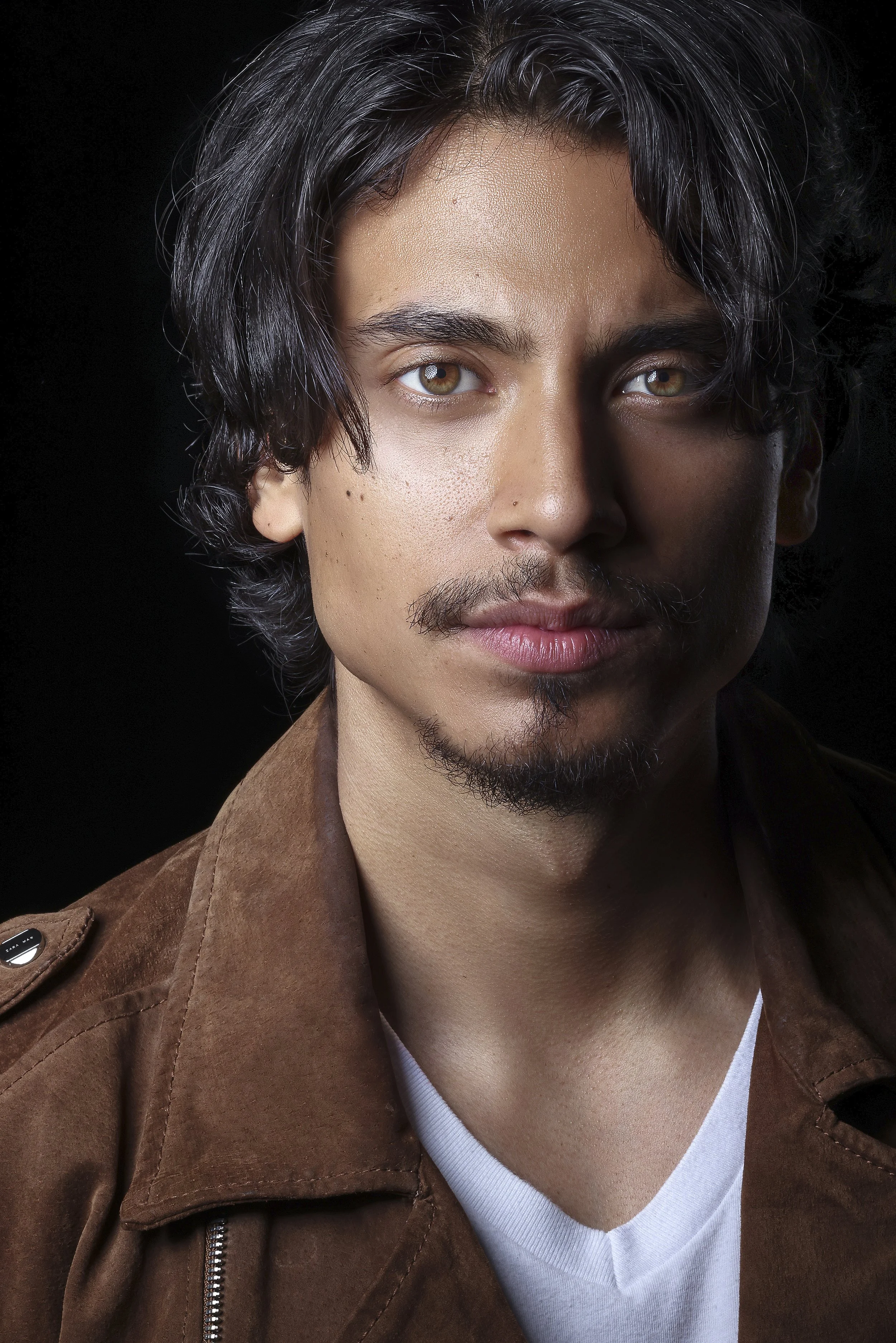 Best acting headshots in Los Angeles by Kenneth Dolin Photography, specializing in theatrical headshots for the top talent agencies in Los Angeles, headshots on referral for  best acting teachers in Los Angeles, model portfolios, beauty photography a