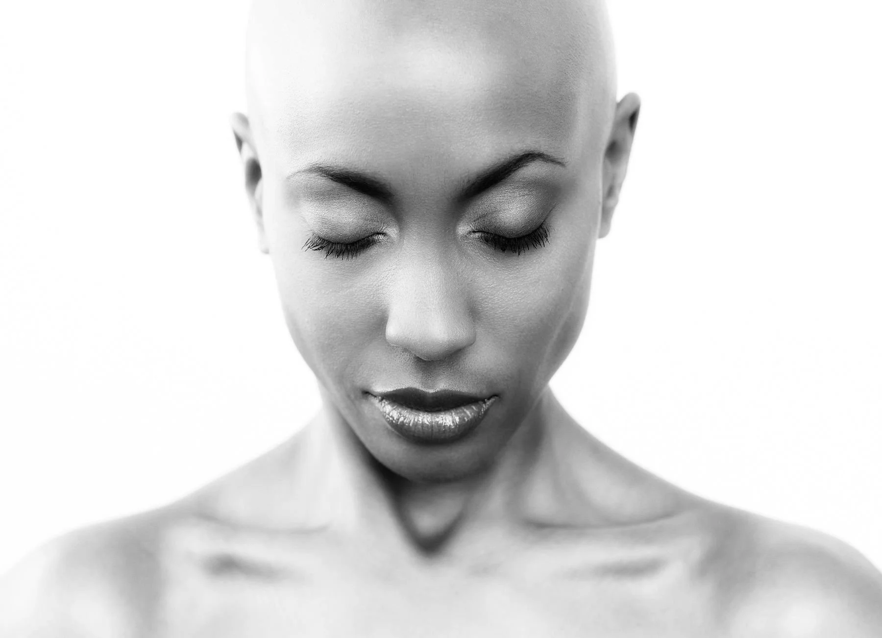 Model photographed by Los Angeles photographer Kenneth Dolin. Top Los Angeles photographer specializing in model photography, beauty photography and editorial shoots for top modeling agencies and magazine photography. Agency recommended by Wilhemina 