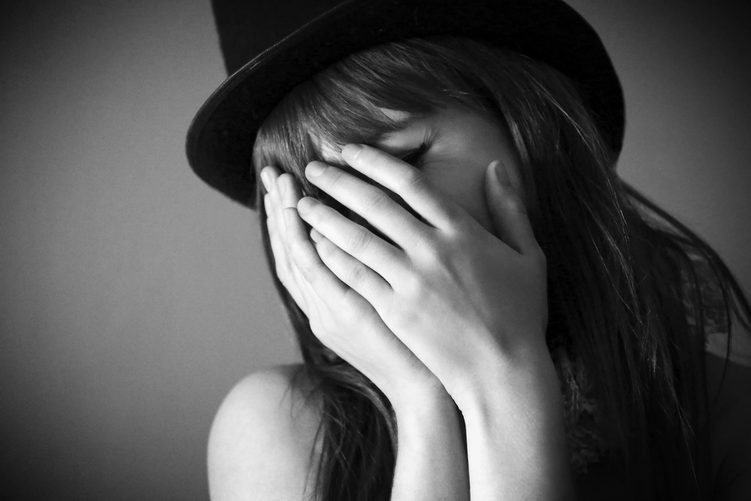 Black and white fine art portrait by Los Angeles photographer Kenneth Dolin. Portraits in Los Angeles. Los Angeles Headshots. Headshot photographer in Los Angeles. Los Angeles photographer. 