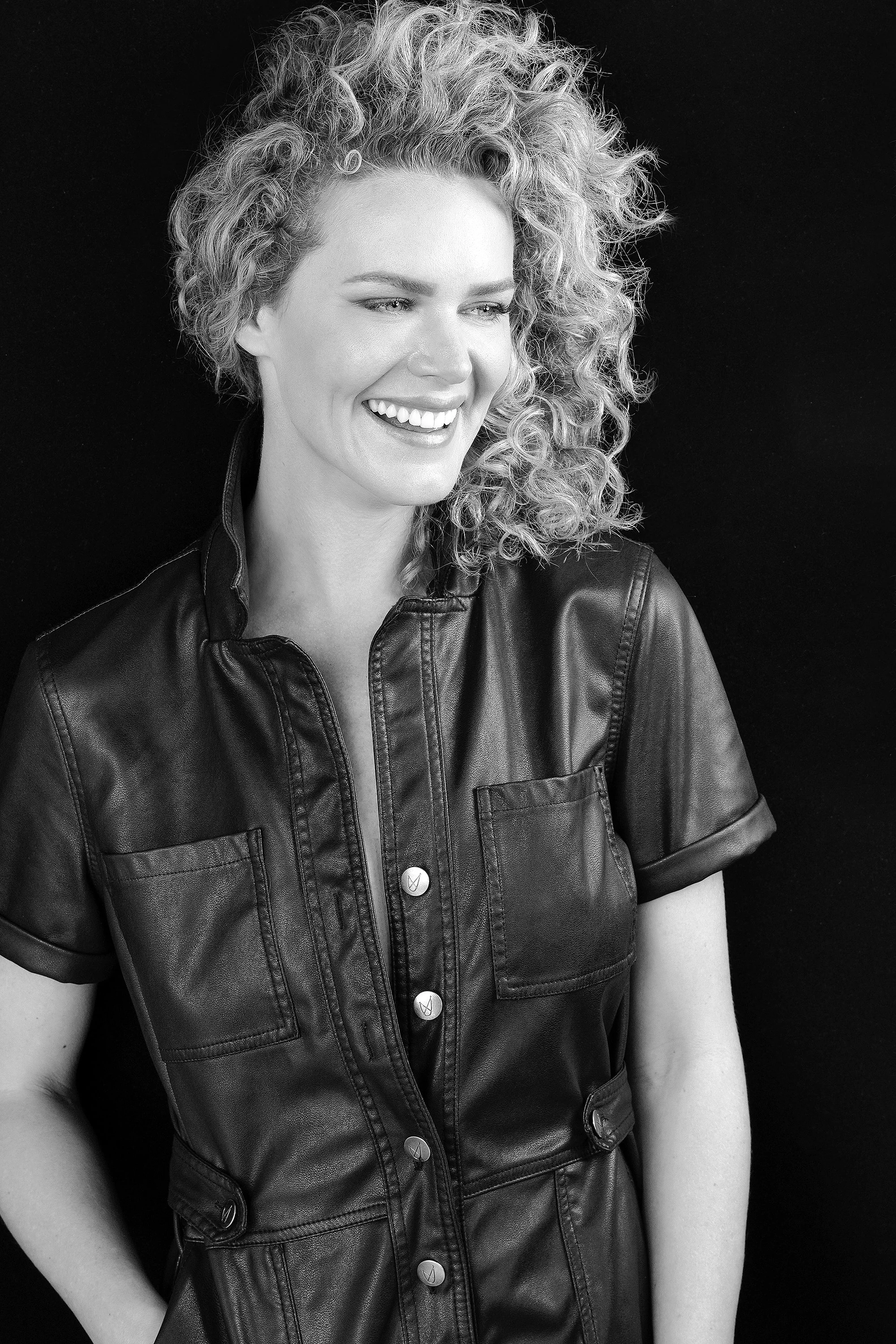 Portrait by Los Angeles photographer Kenneth Dolin. Portraits in Los Angeles. Los Angeles Headshots. Headshot photographer in Los Angeles. Los Angeles photographer. 