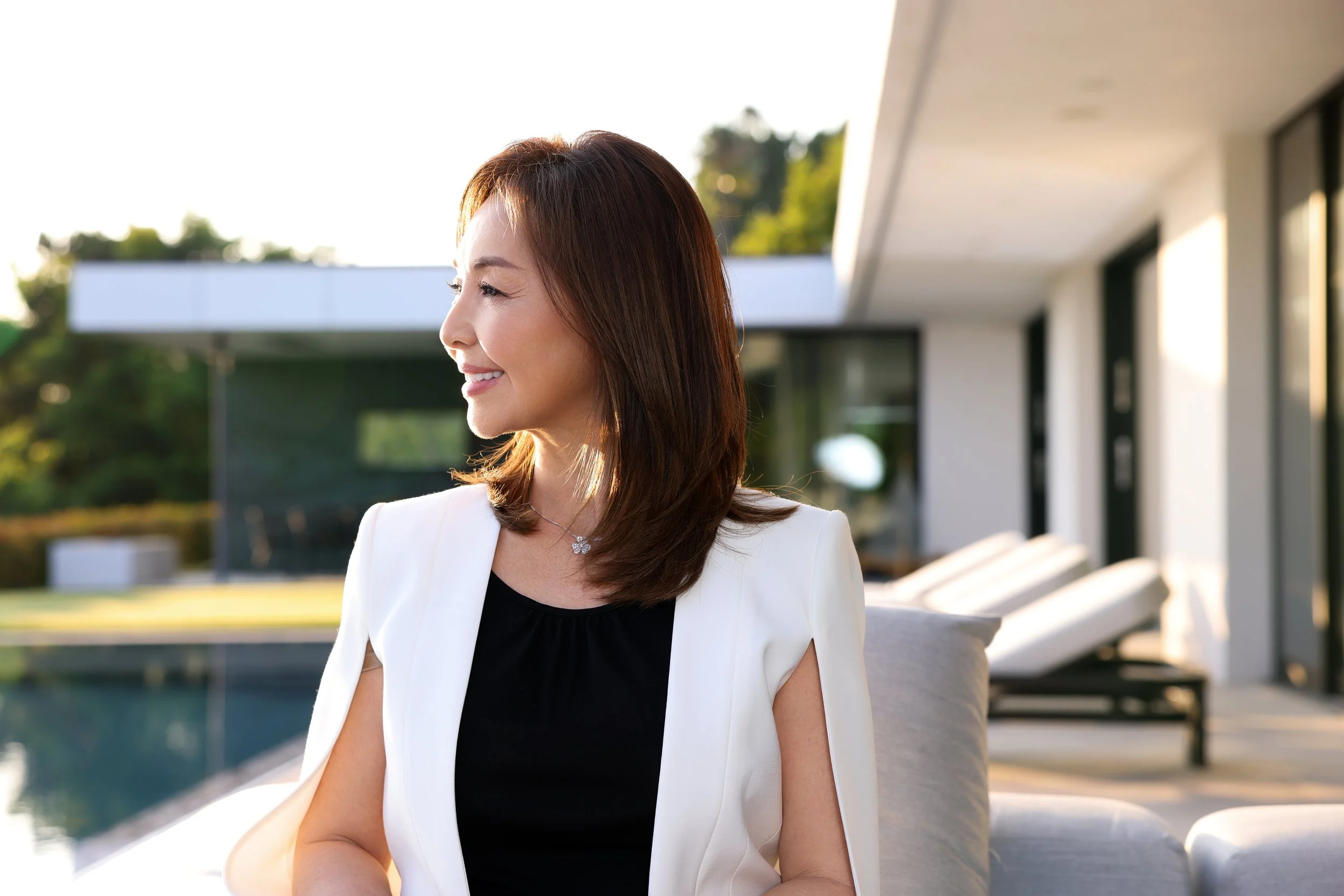 Kenneth Dolin is a Los Angeles photographer specializing in lifestyle photography and branding imagery for luxury realtors.