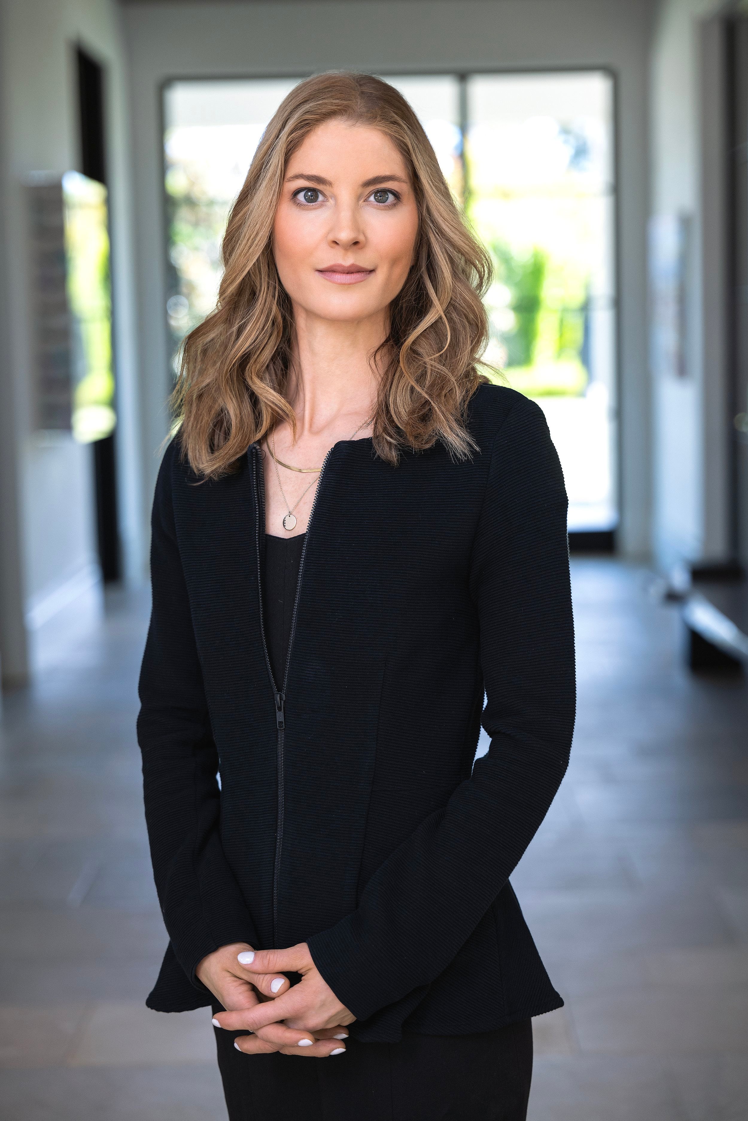 Portrait of a luxury realtor by Kenneth Dolin Photography (Copy) (Copy) (Copy) (Copy) (Copy) (Copy) (Copy)