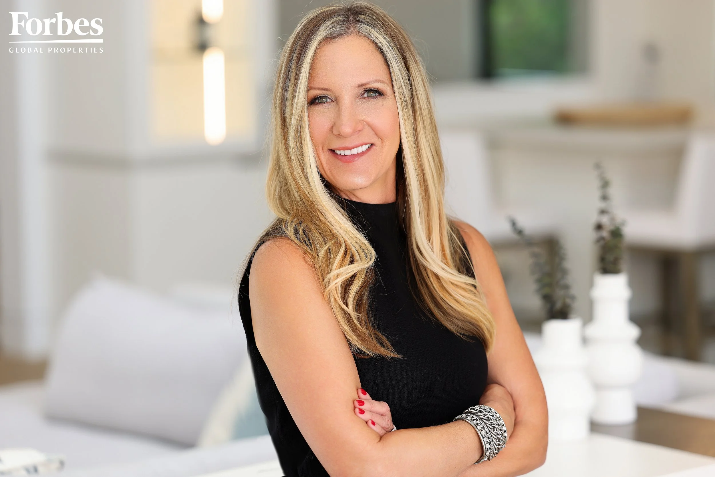 Realtor headshot and executive branding photography by top Los Angeles corporate photographer Kenneth Dolin, known as the best realtor photographer in Los Angeles, shooting for top real estate agents from Sothebys, Compass, The Agency, The Oppenheime