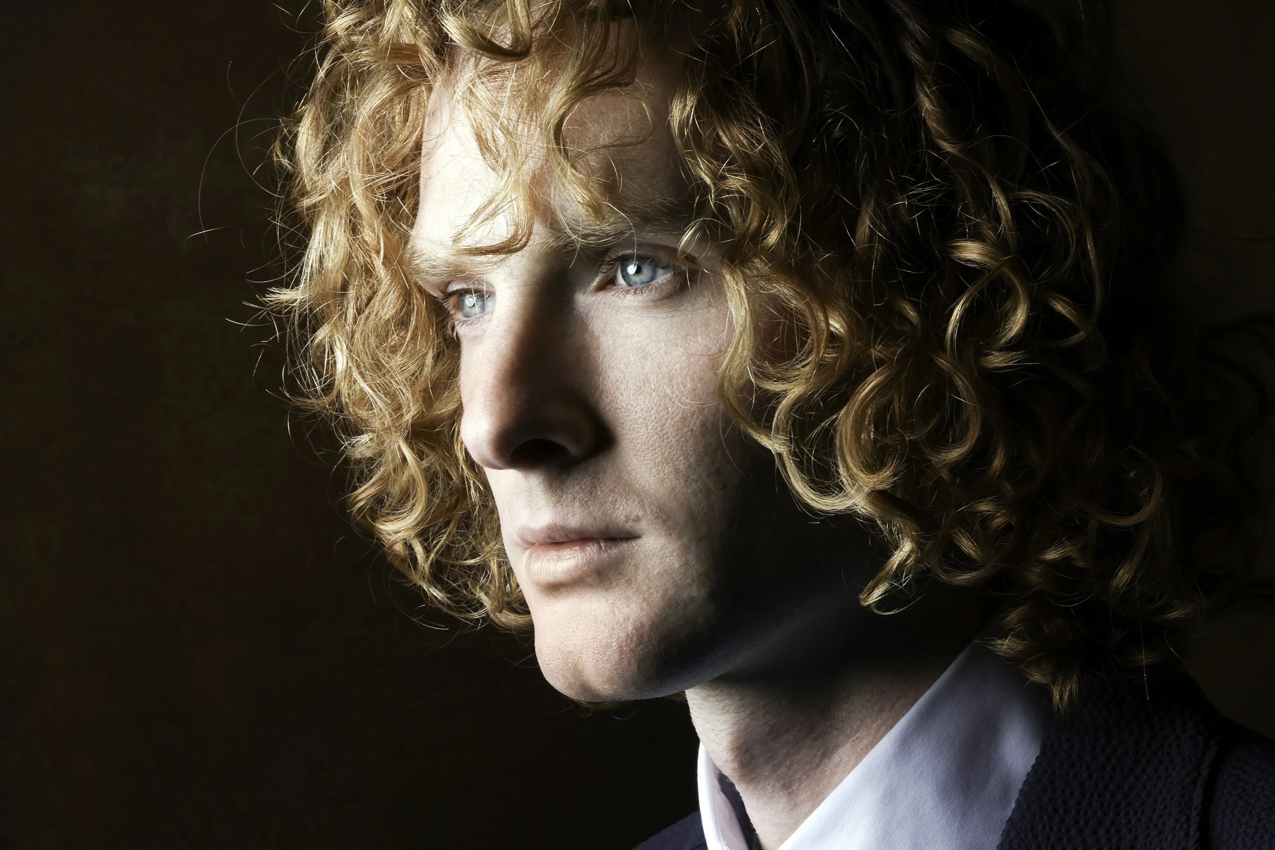 Portrait by Los Angeles photographer Kenneth Dolin. Portraits in Los Angeles. Los Angeles Headshots. Headshot photographer in Los Angeles. Los Angeles photographer. 