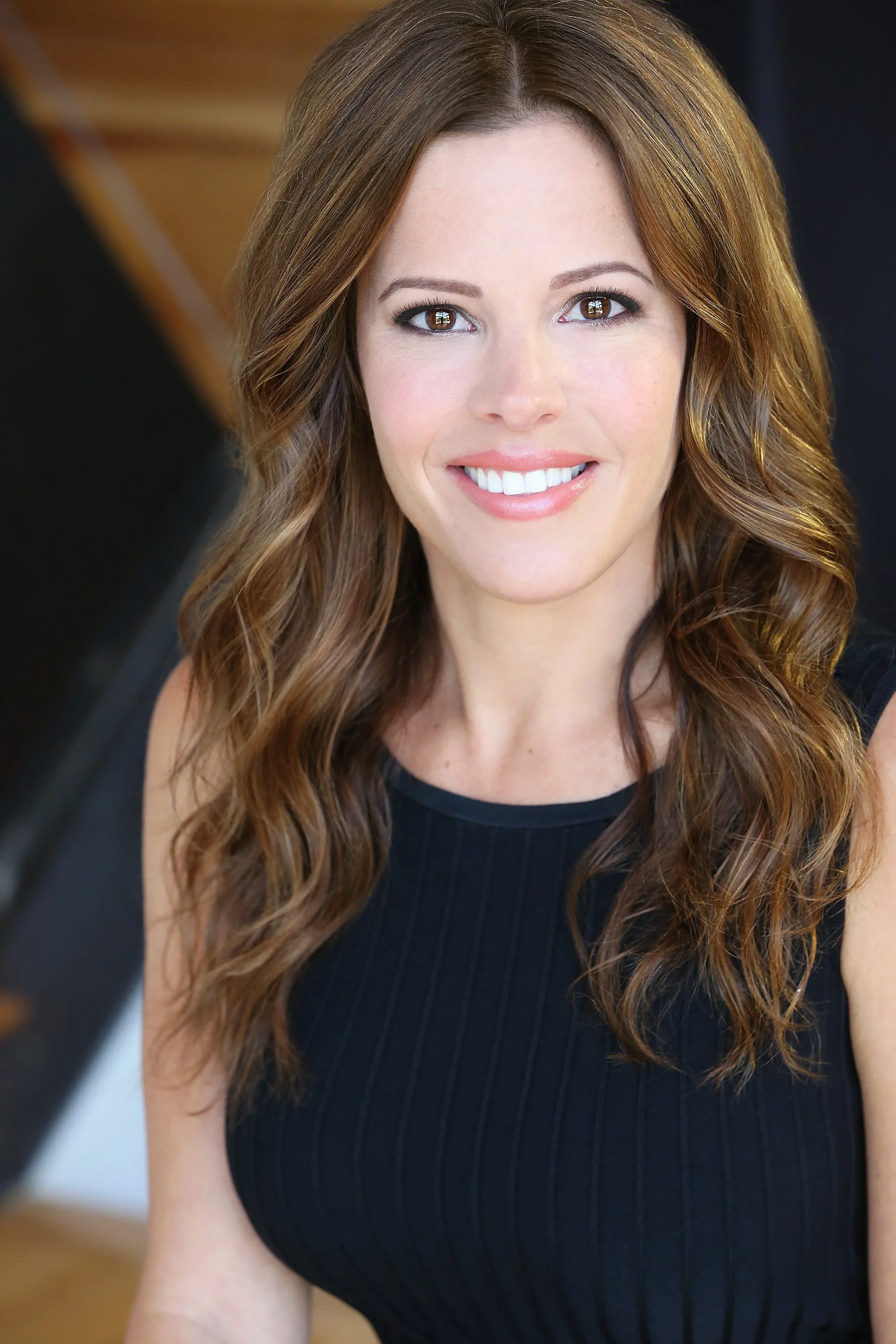 Business branding headshot by by top Los Angeles corporate photographer Kenneth Dolin, specializing in brand-building headshots for professionals, realtor headshots, corporate headshots, team headshots and branding for executives in Los Angeles 90210