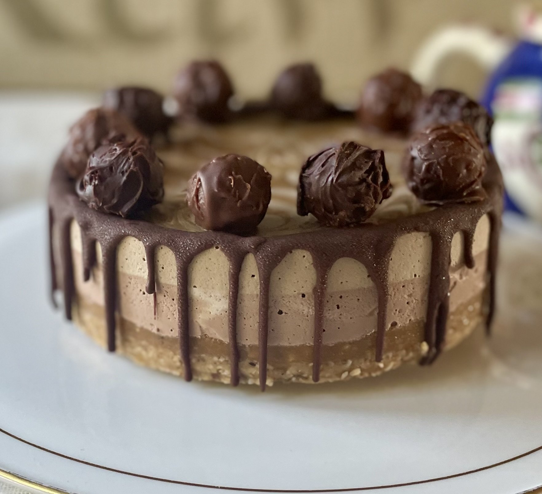 Mocha Caramel cake with truffles.jpg