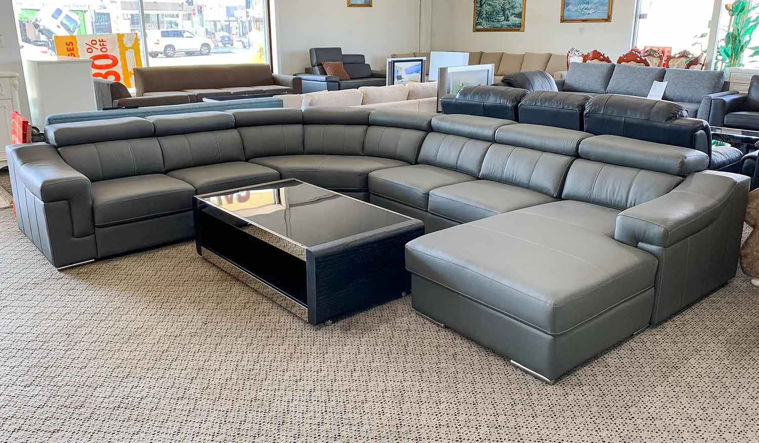 Luxurious Italian Leather Corner Chaise Lounge Suite