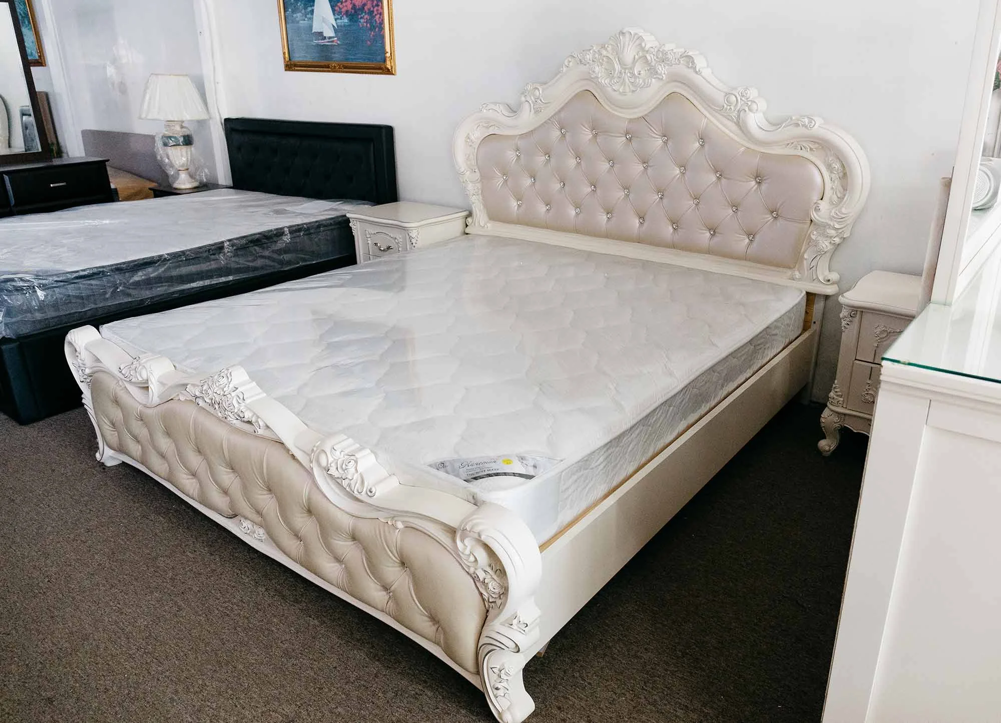European Style Luxury Bed Set With Gas Lift Storage Queen, King