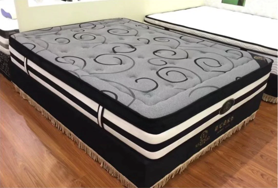 Luxurious Medium Latex Memory Foam Mattress 15 Years Warranty