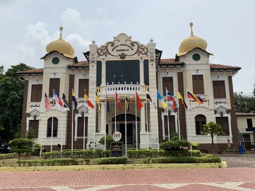 Melaka = Merdeka - N&T