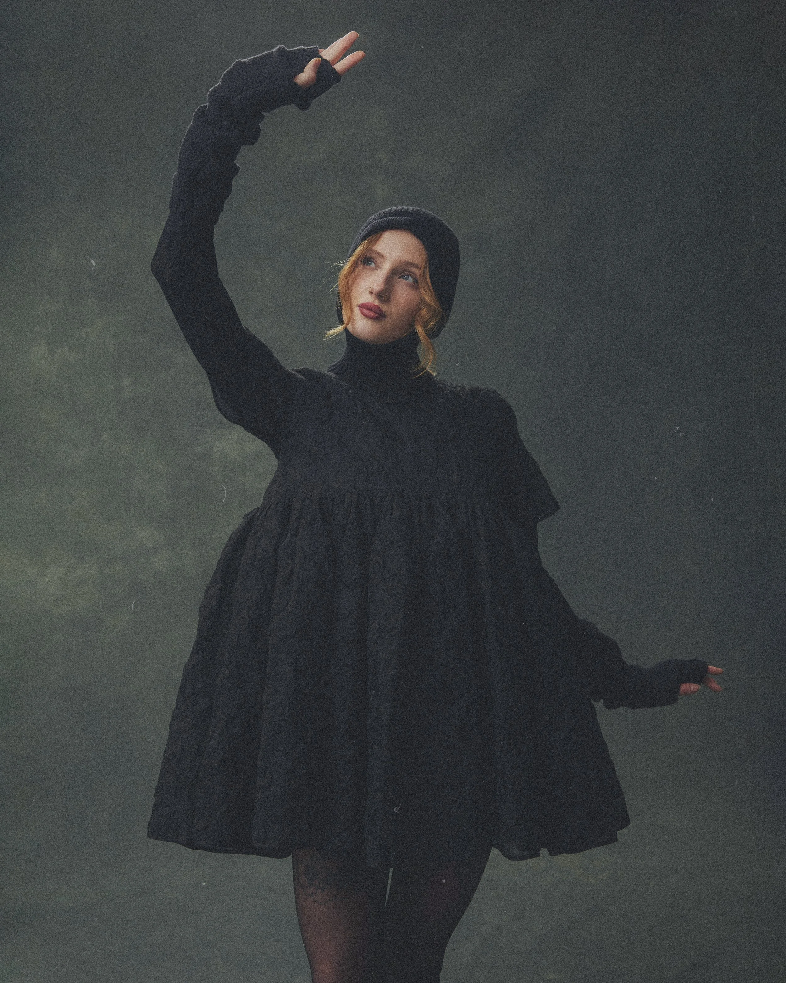 17.12.25.CecilieChloe4648-Recovered 2.jpeg