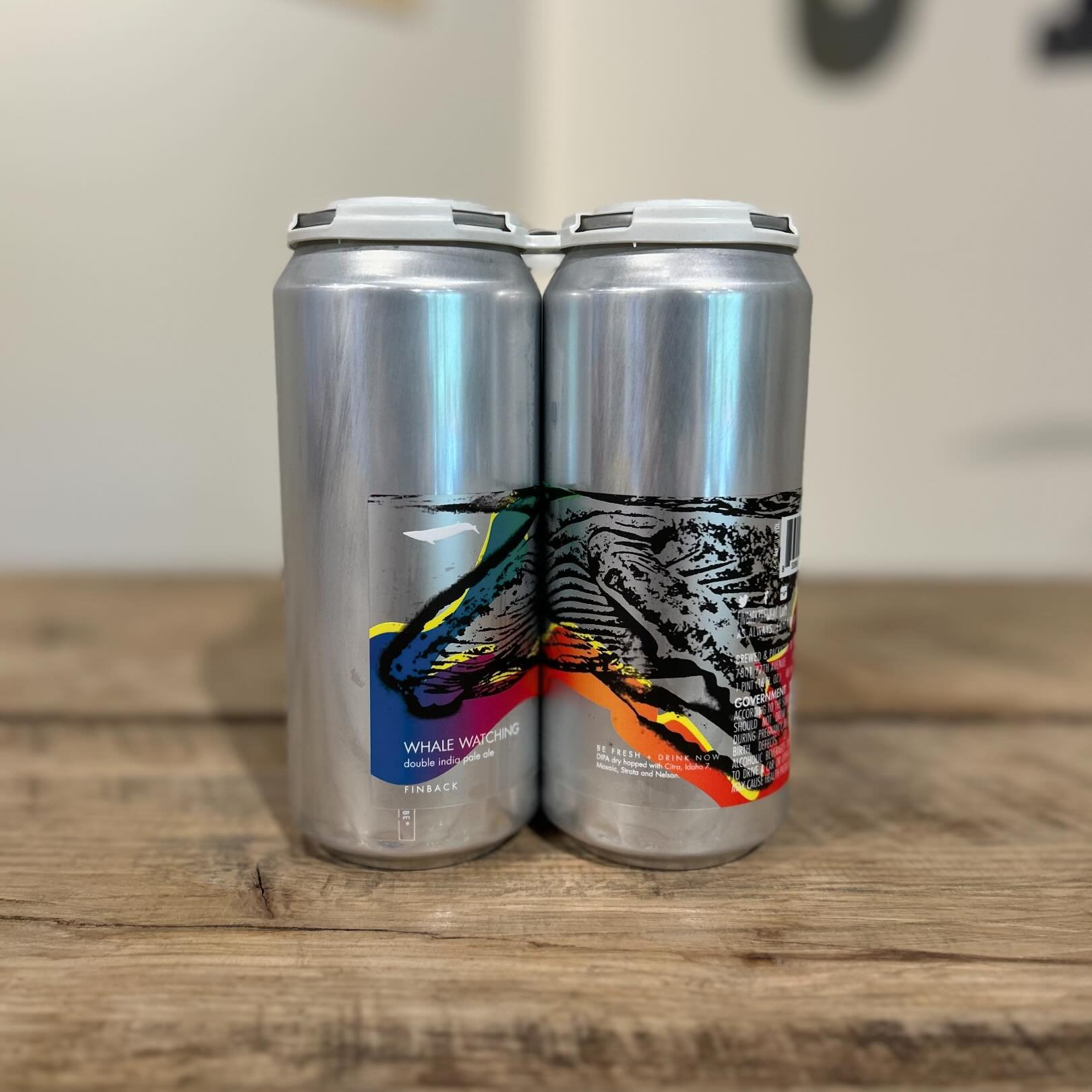 Fresh @finbackbrewery #NowAvailable #SudburyCraftBeer #FollowTheWhale
&mdash;
New label, same great beer.

Whale Watching, our house named Double IPA.

Hopped with Mosaic, Citra, Idaho 7, Strata and Nelson this dank DIPA combines the citrus of lemon 